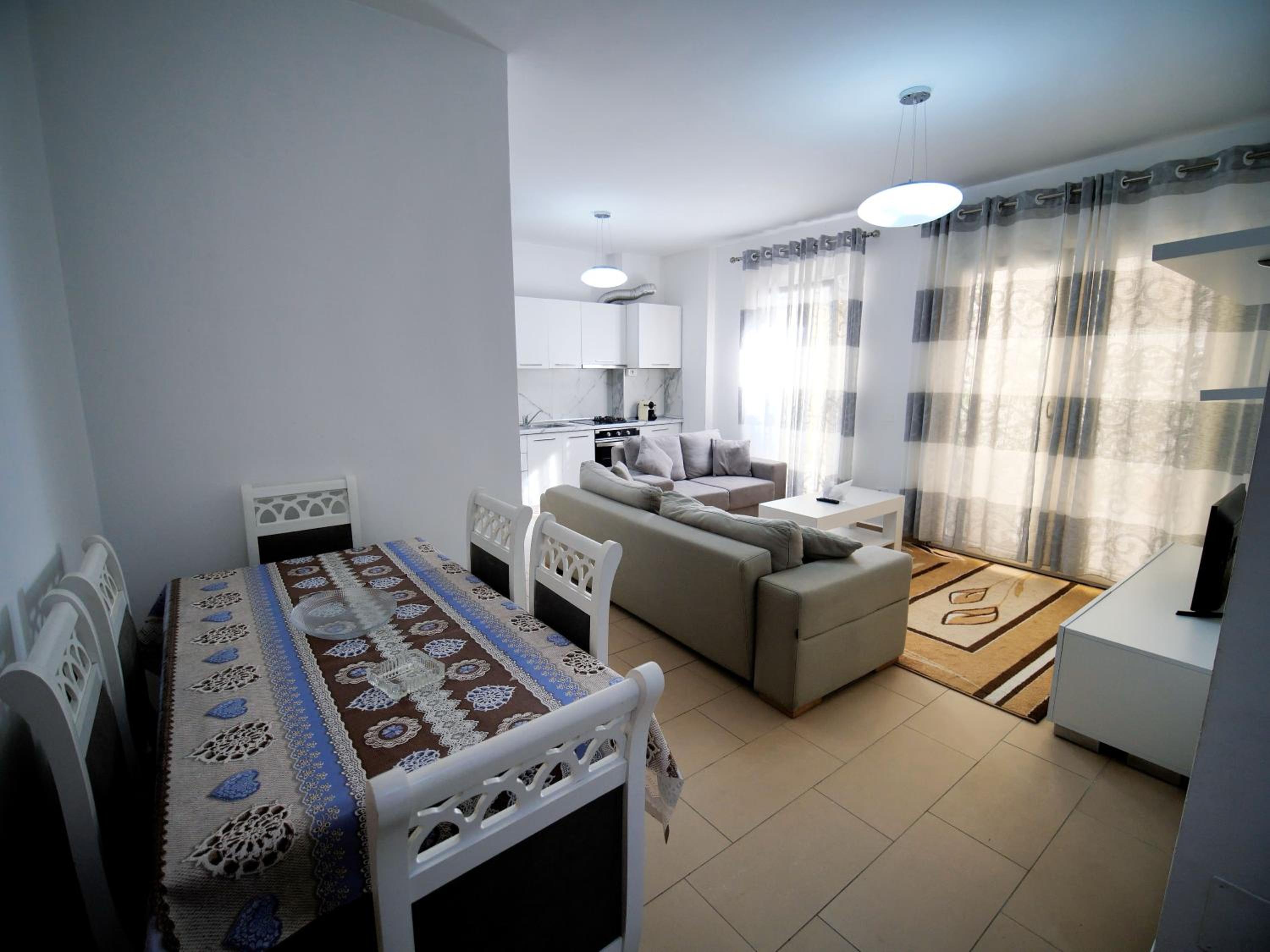 Eras Apartament photo 2