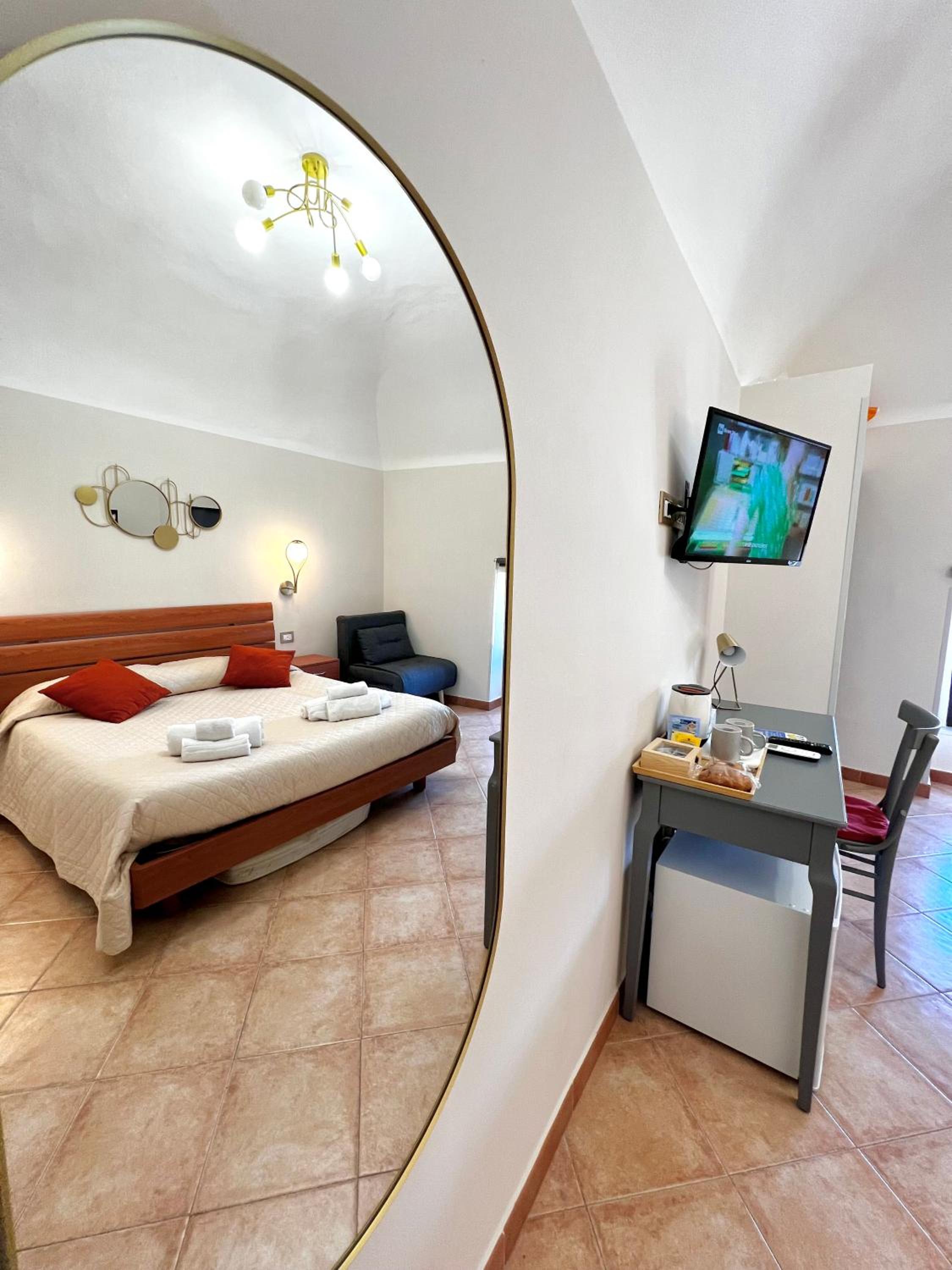 DaMa Rooms