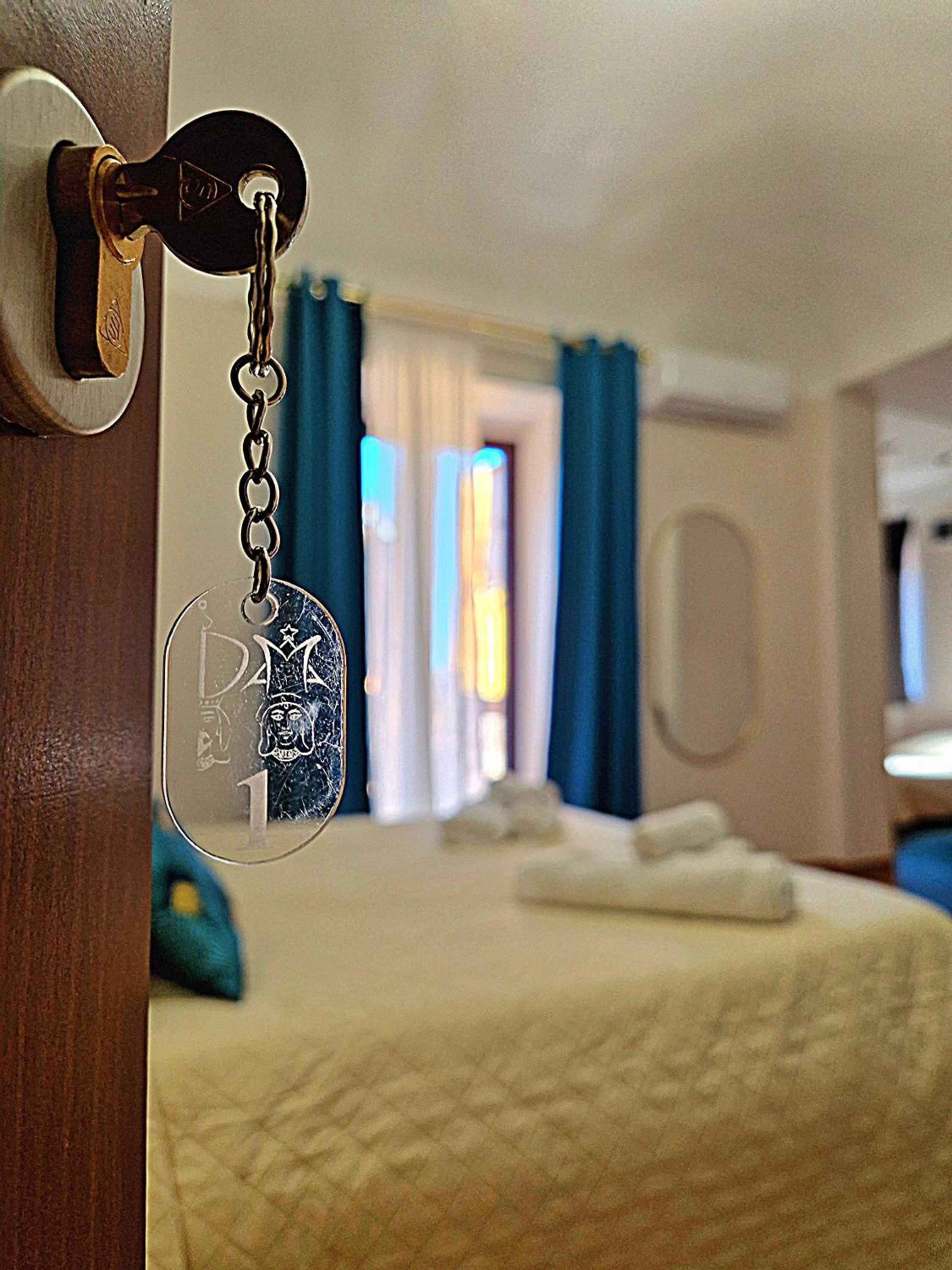 DaMa Rooms