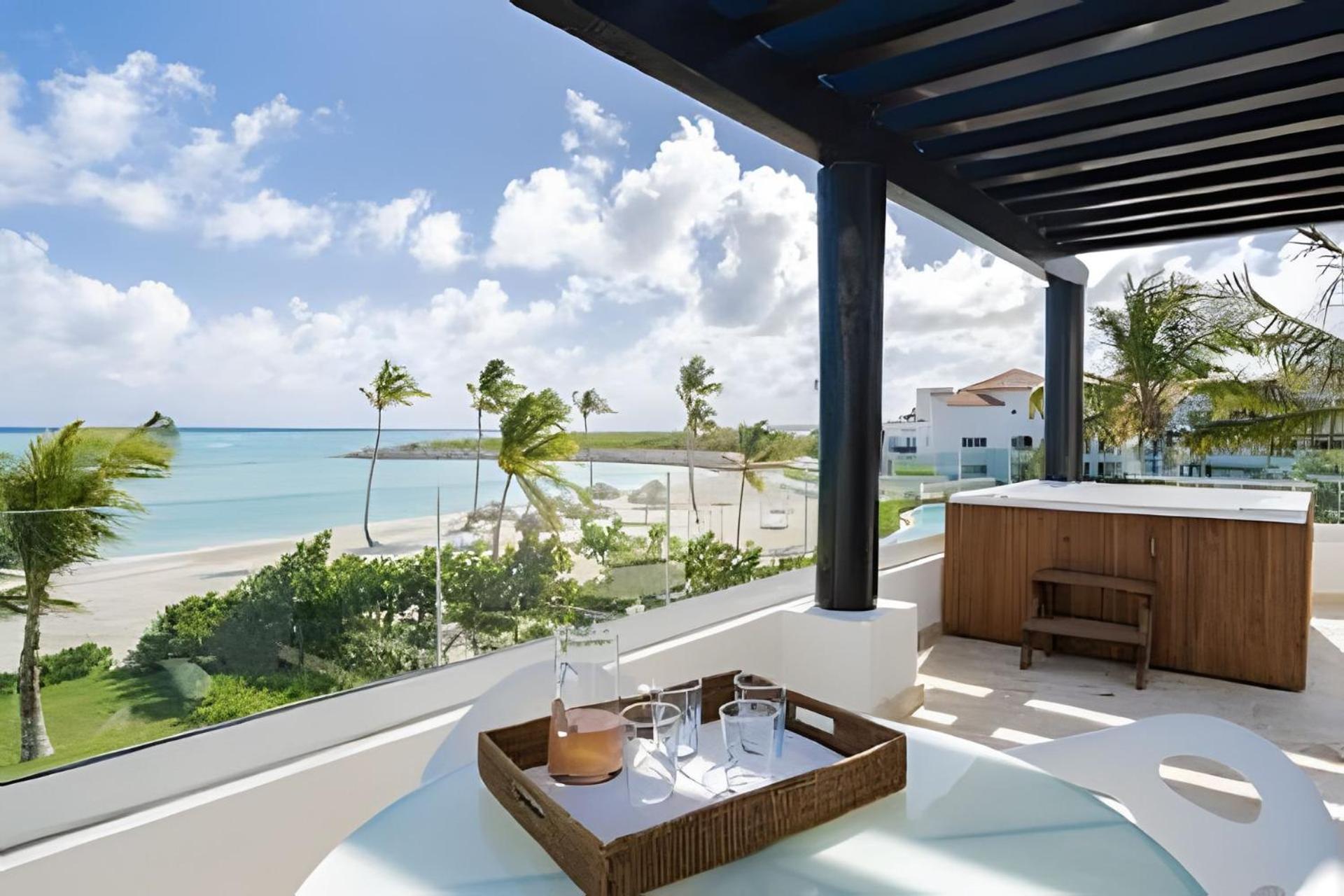 Punta Palmera Beach Front and pool views Cap Cana