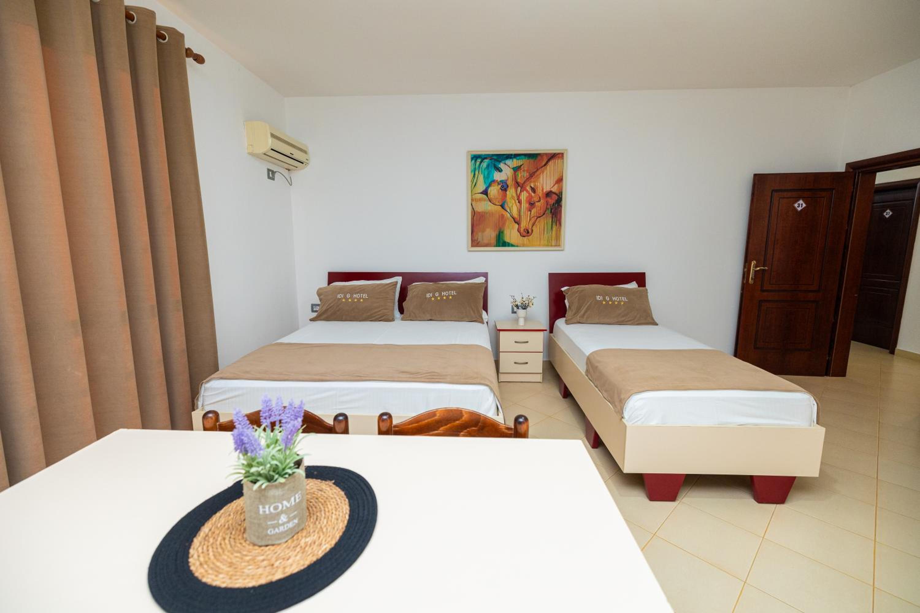 Hotel Idi