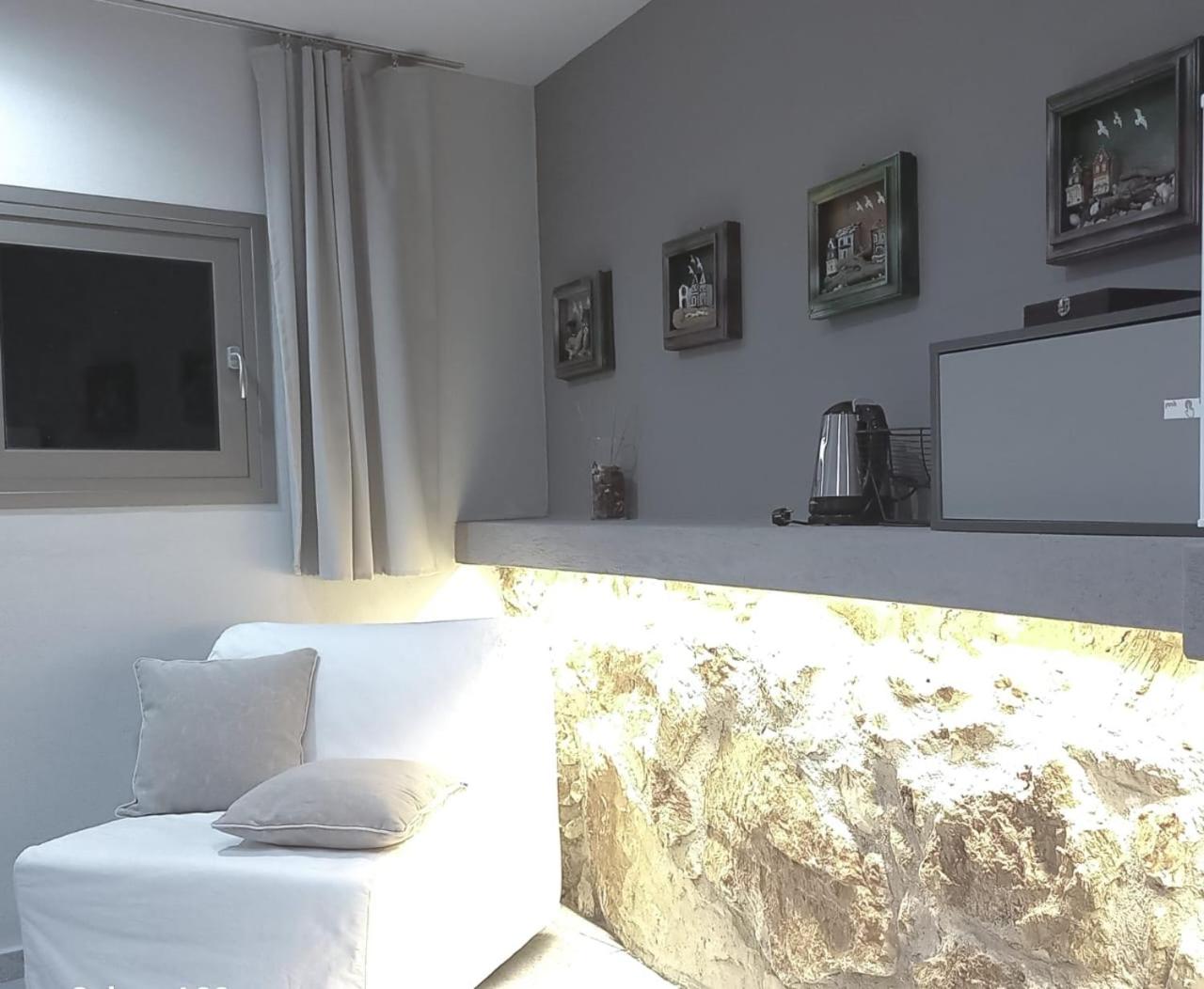 Core Luxury Suites