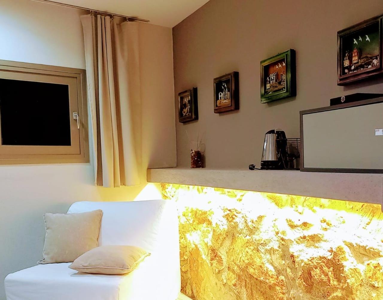 Core Luxury Suites