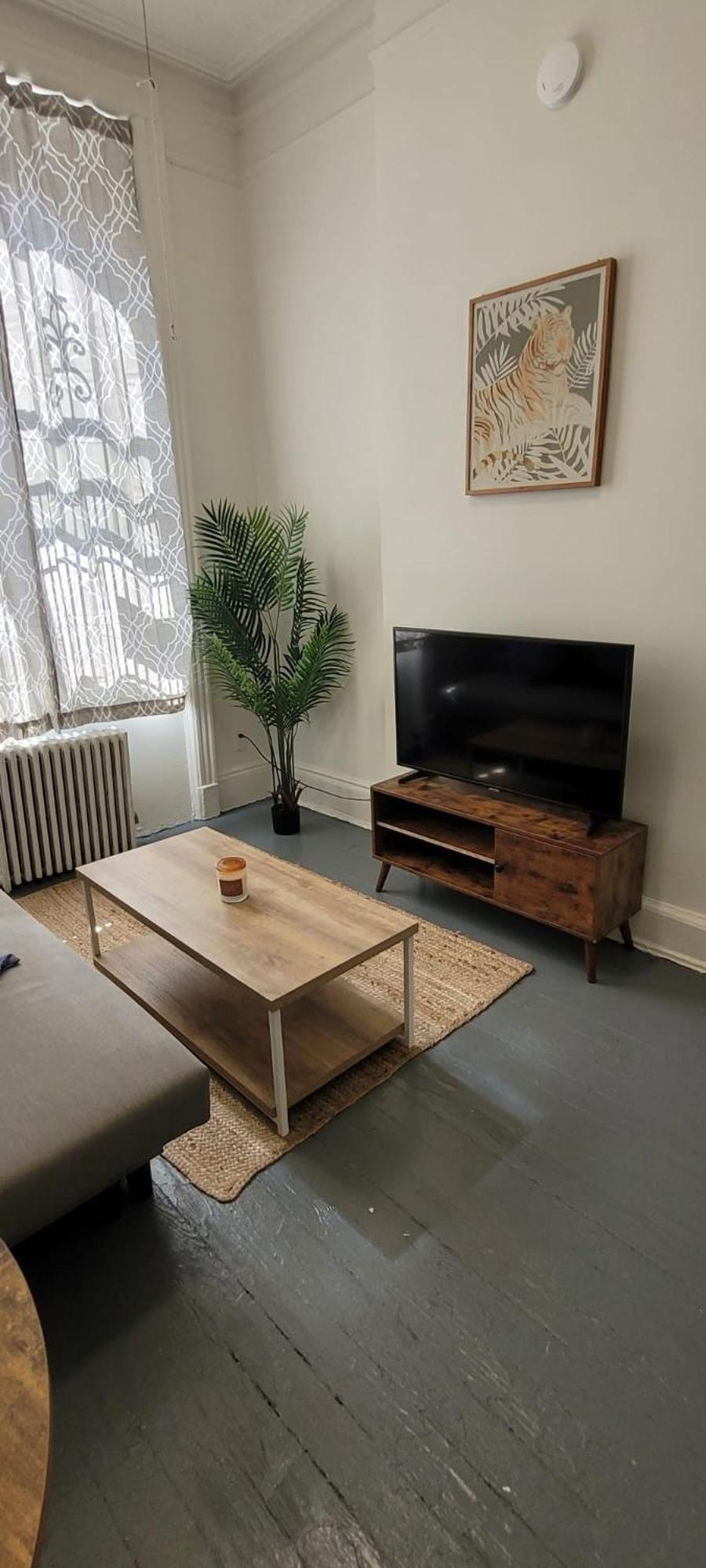 Superlative Midtown Manhattan Apartment
