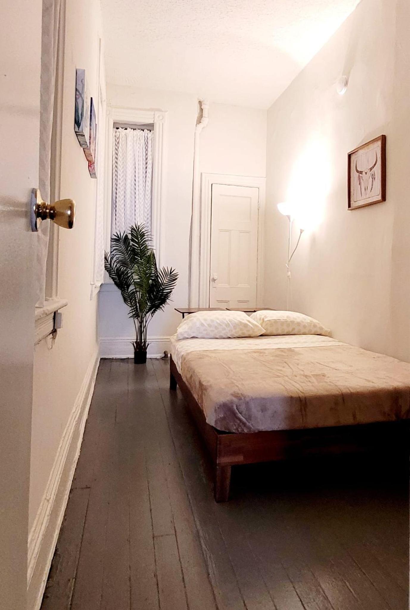 Superlative Midtown Manhattan Apartment