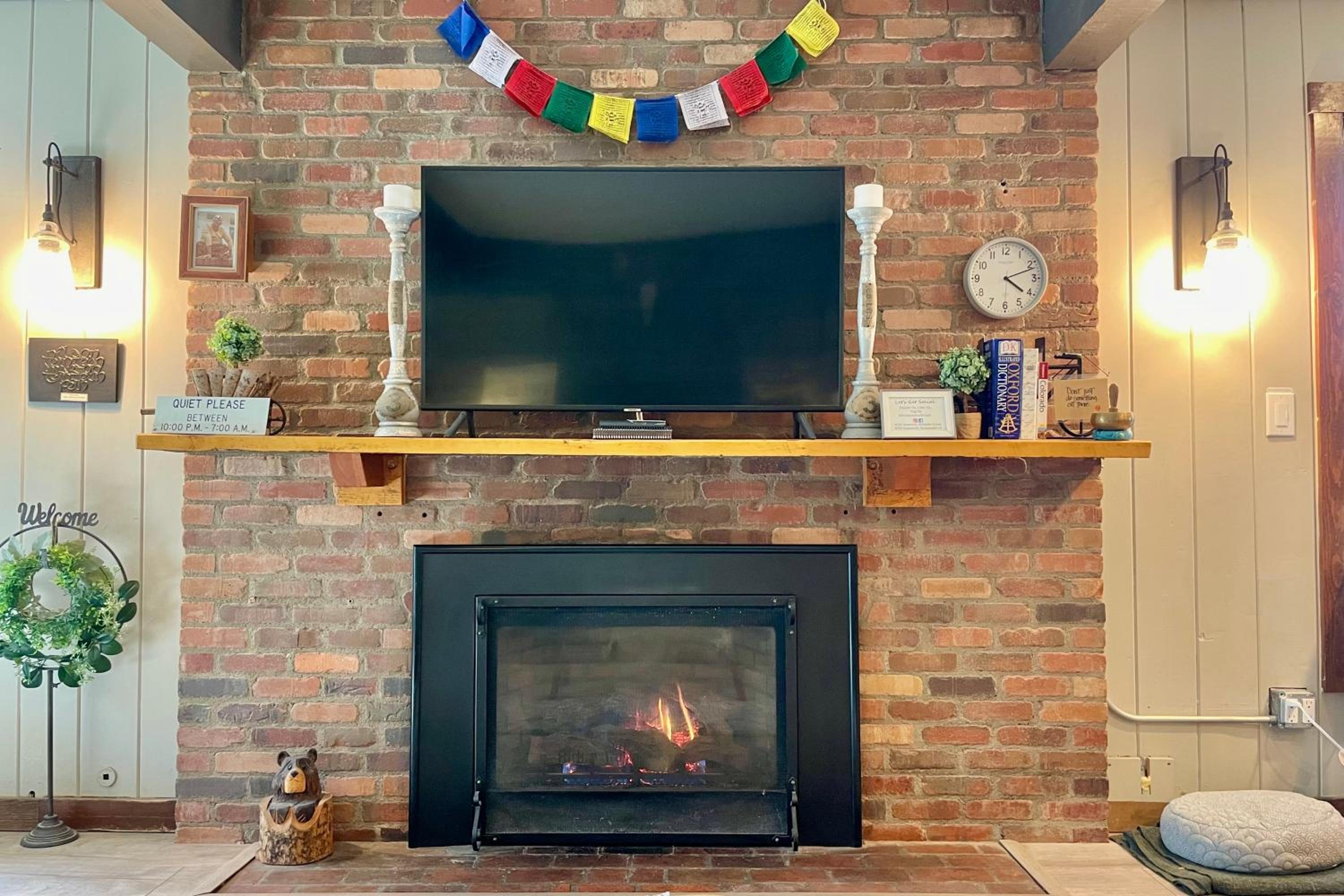 Fireside Inn & Hostel