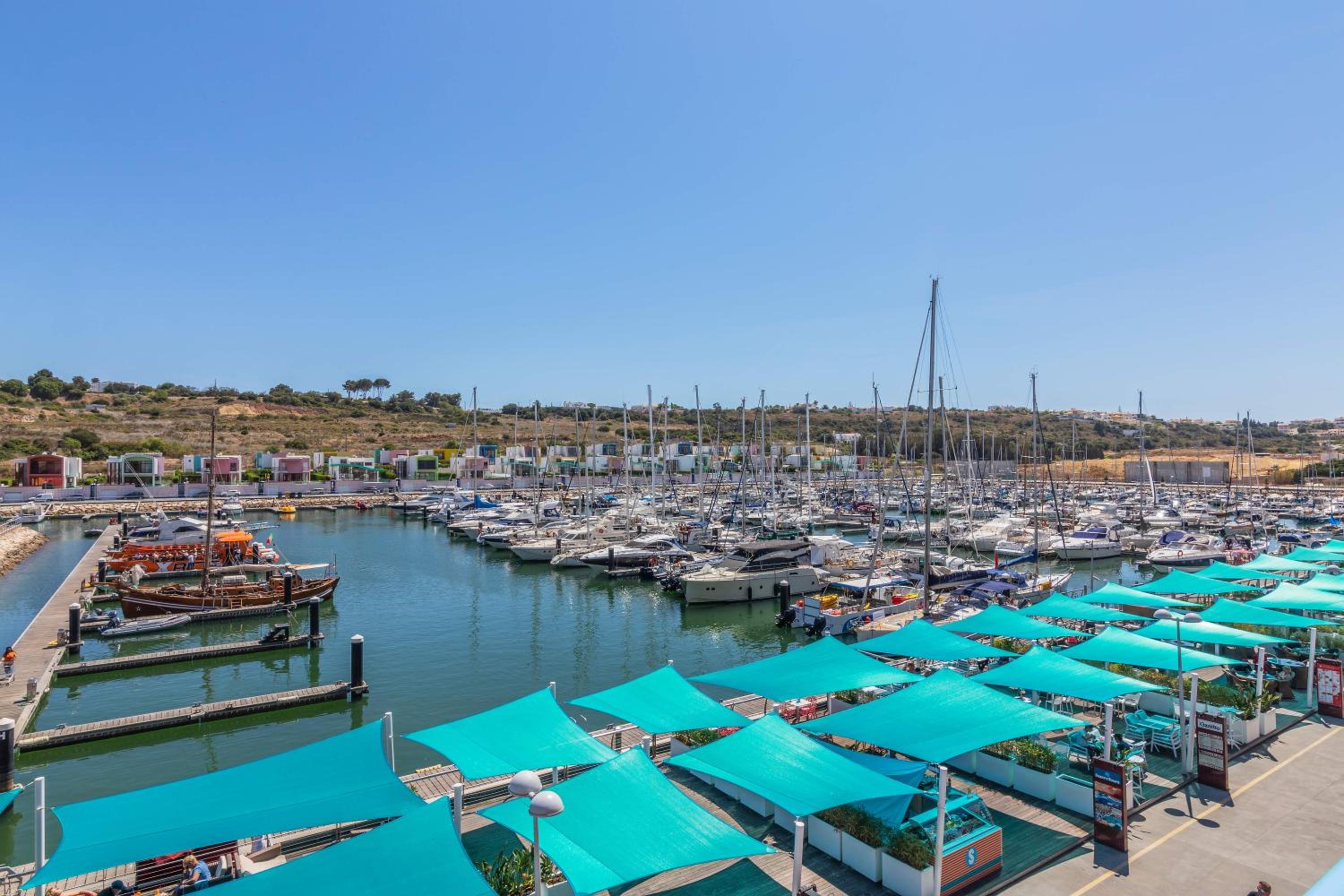 Marina de Albufeira by Garvetur view 4