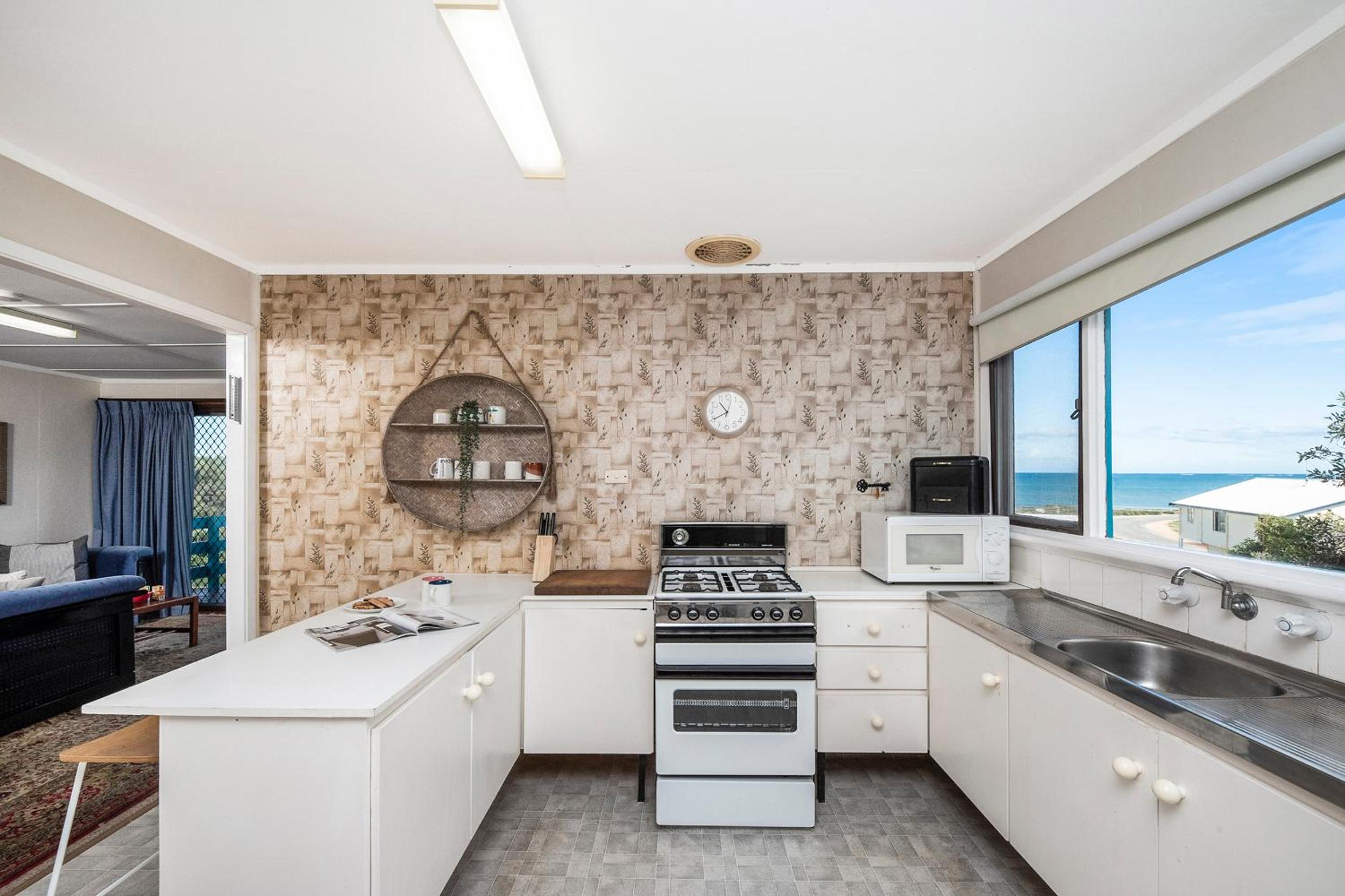 Blue View - UNINTERRUPTED OCEAN VIEWS FOR MILES
