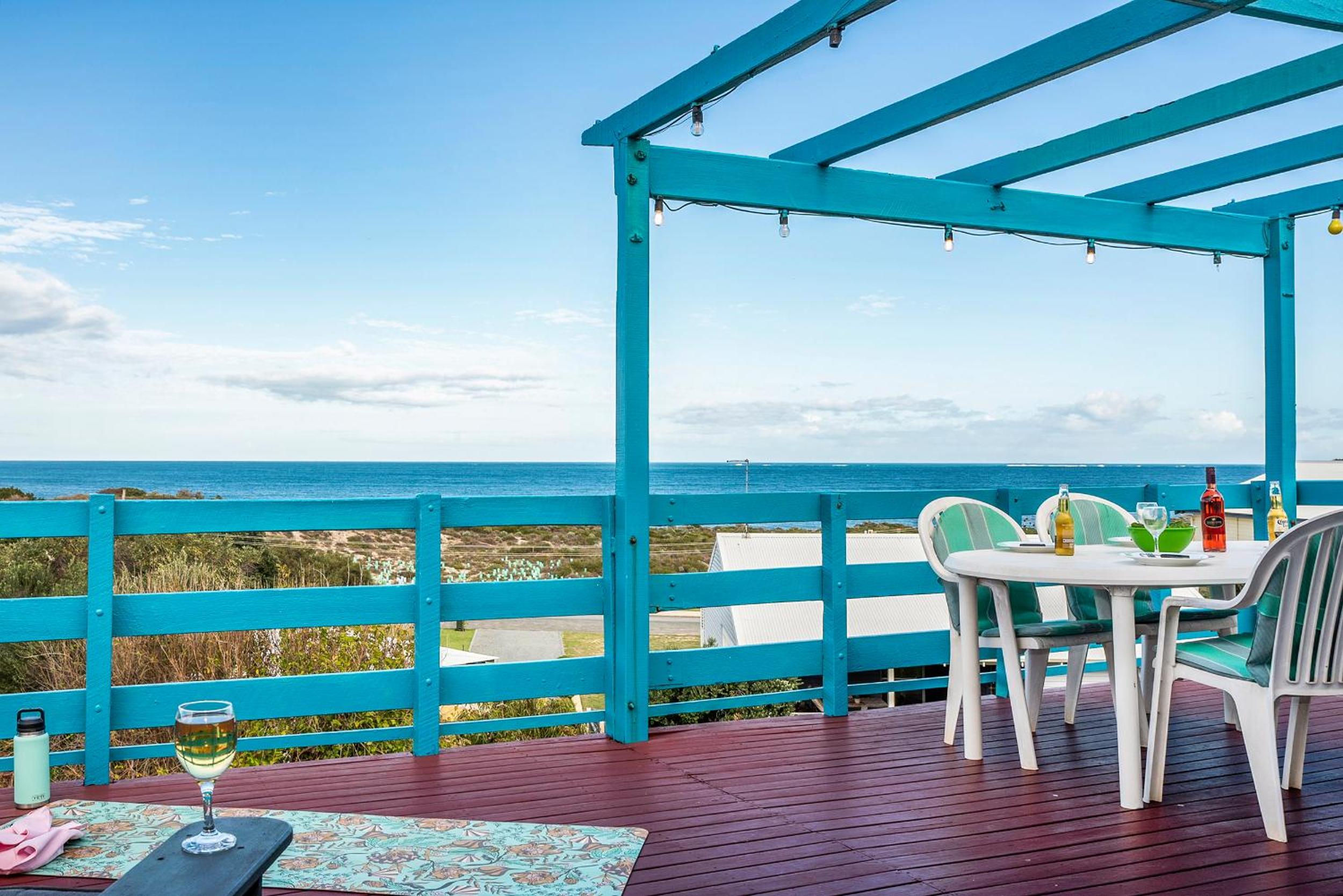 Blue View - UNINTERRUPTED OCEAN VIEWS FOR MILES