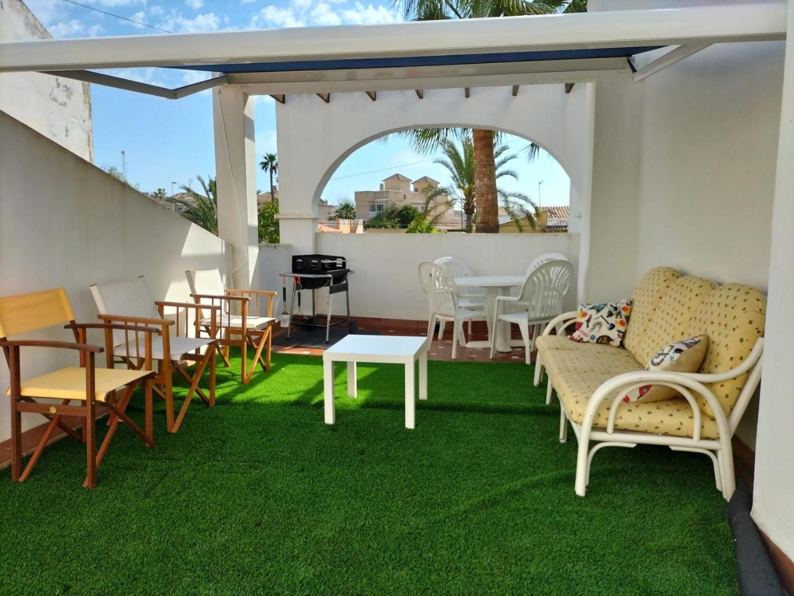 Ancora 4: Apartamento en urbanización con piscina
