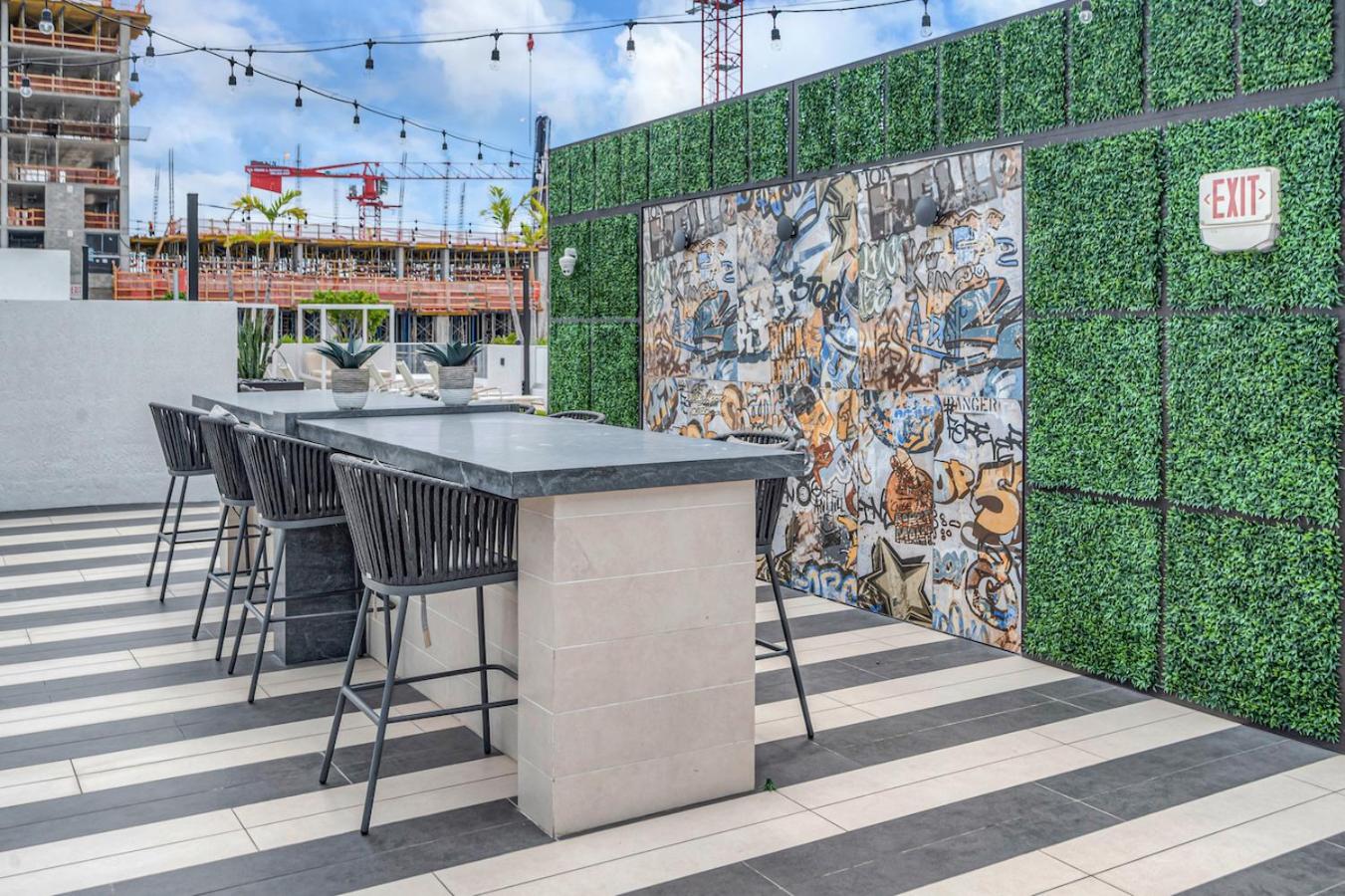 Prime Location 3 Bed Gem near Brickell With Parking