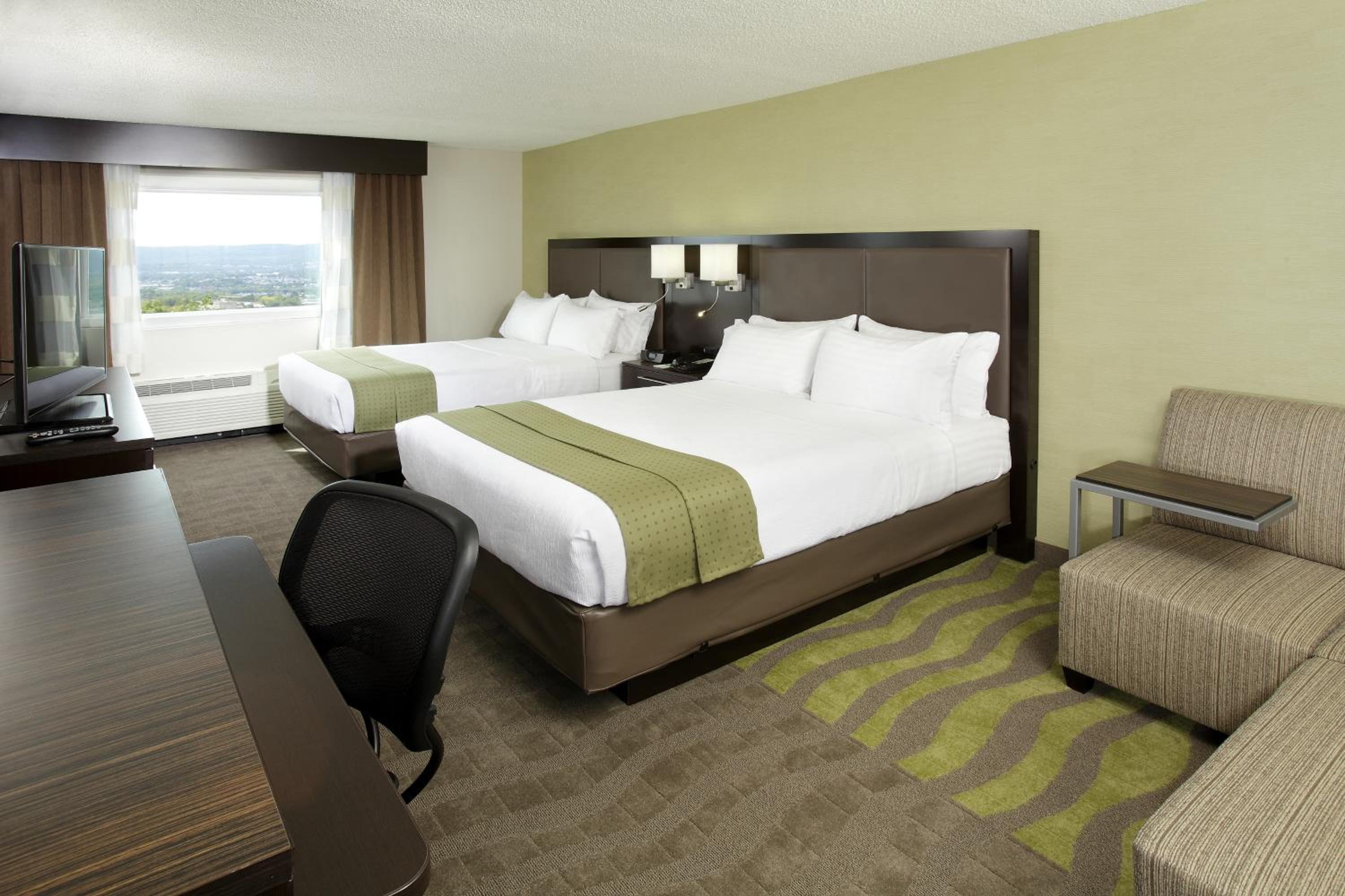 Scranton Vacations - Holiday Inn Wilkes Barre - East Mountain, an IHG Hotel - Property Image 4