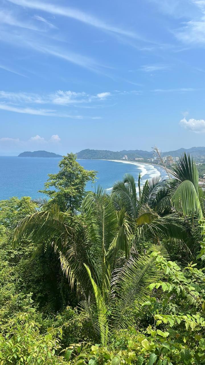 Jaco beach Deluxe Condominium