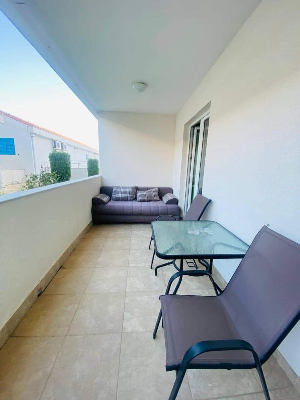 Apartman Cristo Becici view 2