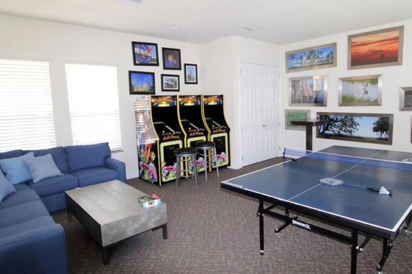 Five Vacation Homes - Orlando