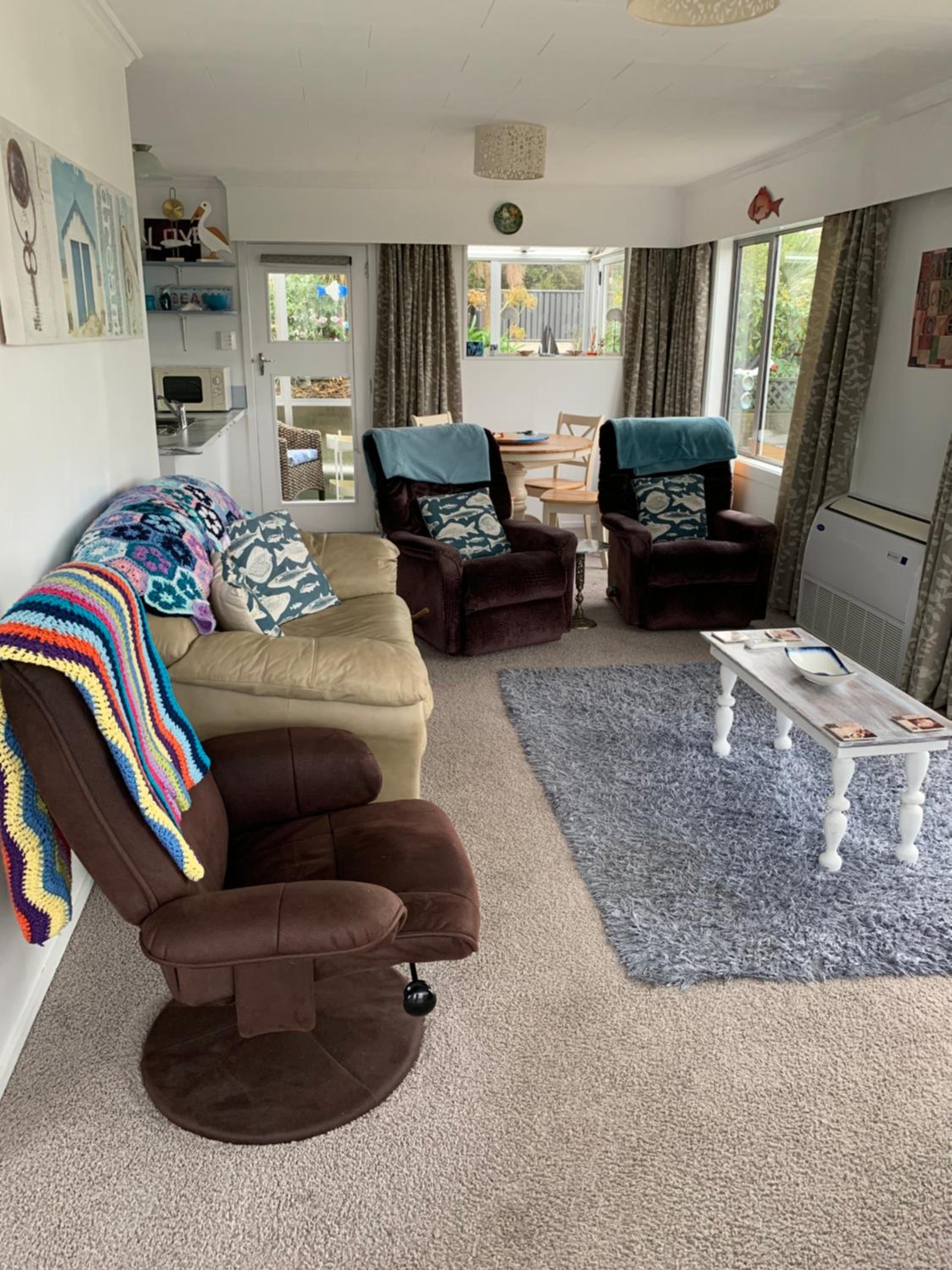 Beach Cottage - A Cosy Beach Cottage Charmer view 4
