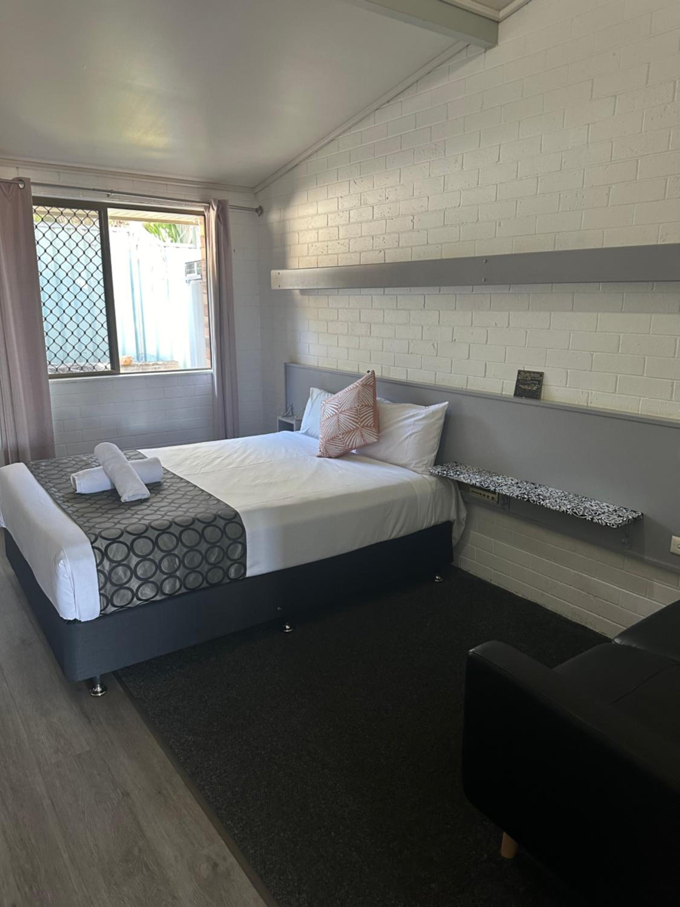 Allan Cunningham Motel