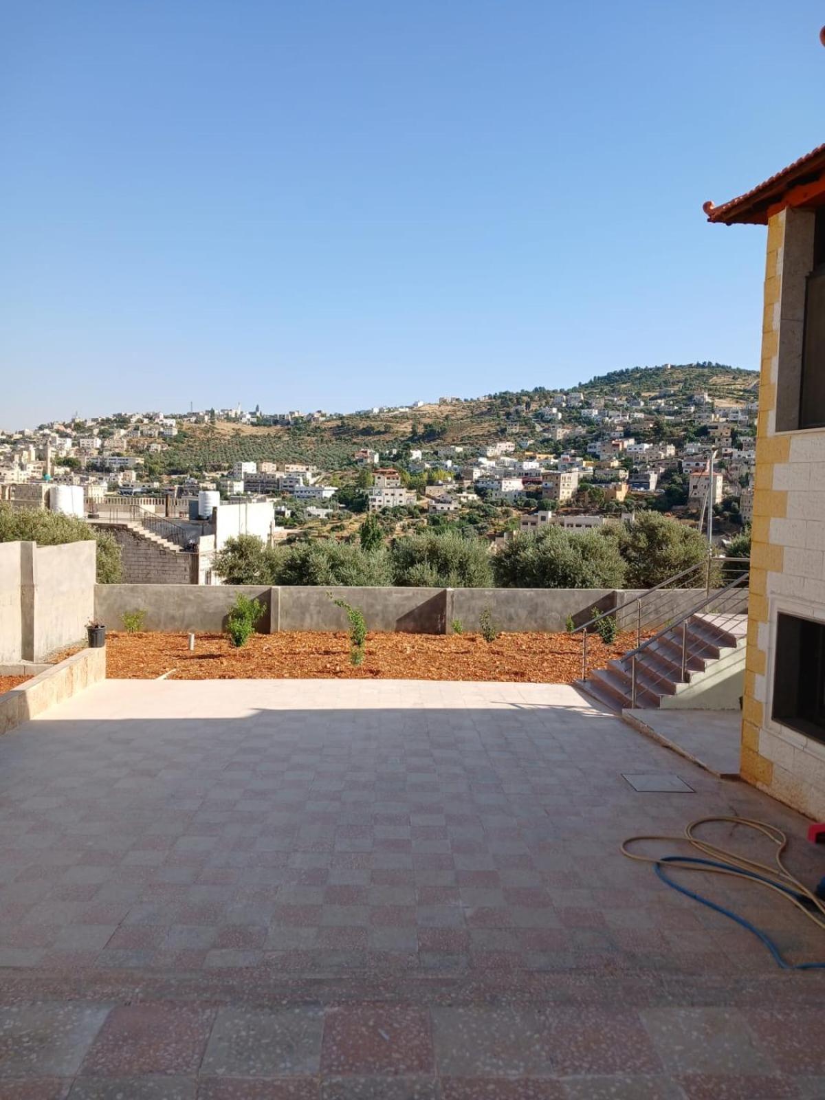 2 bedroom Apartment between Jerash and Ajloun, near the Roman ruins of Jerash view 4
