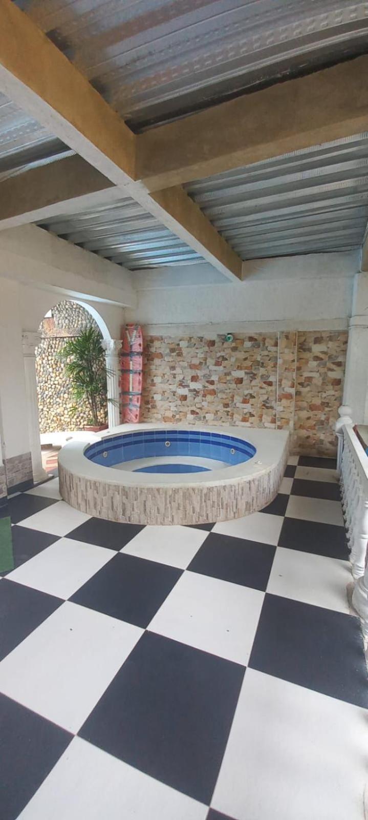 Casa quinta LA CAVA