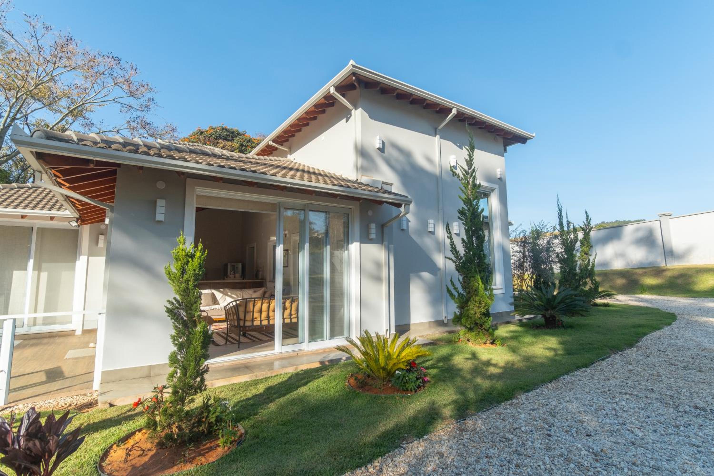 Casa para Locação Terras de São Francisco!