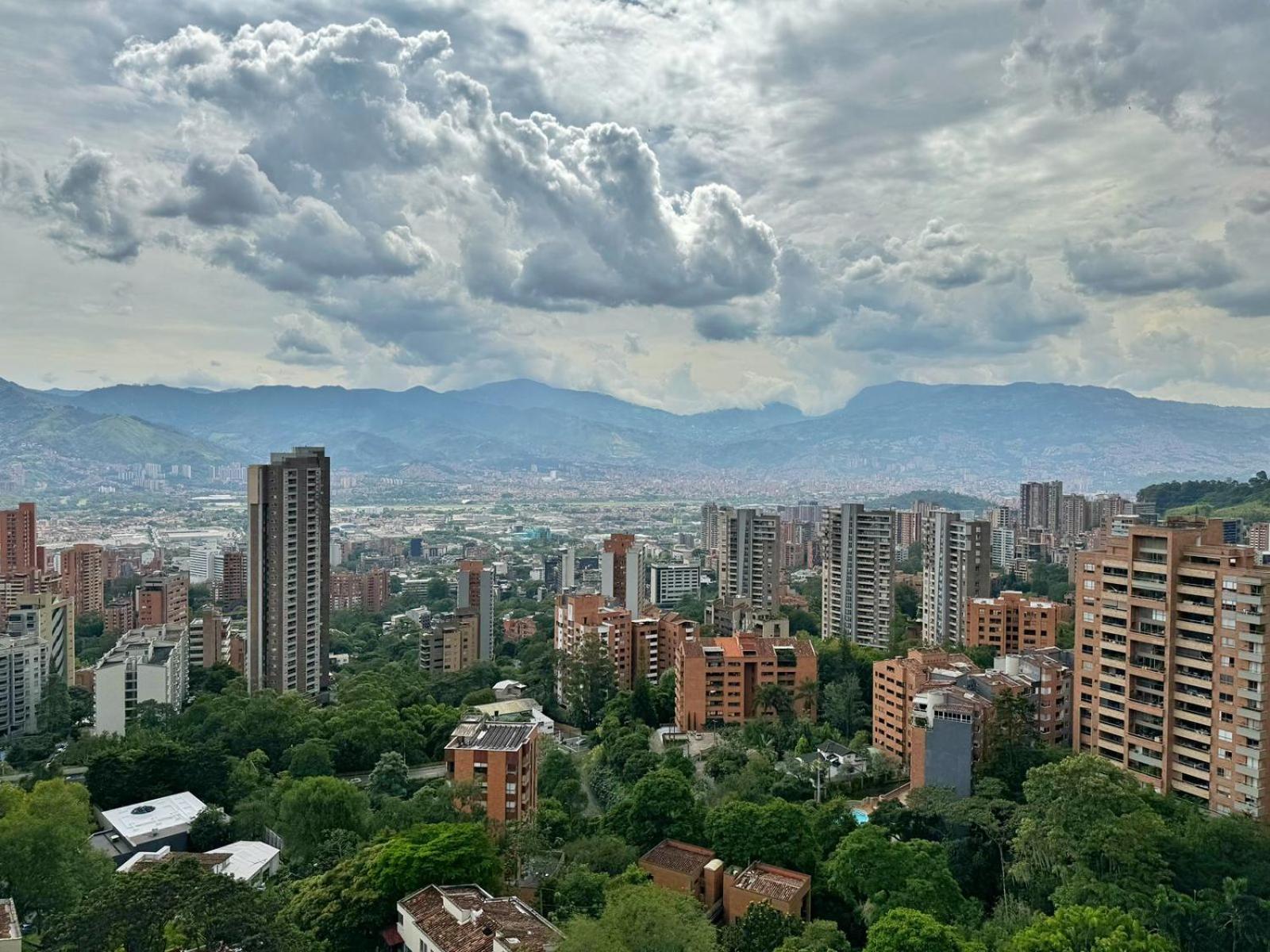Lovely Private Apto in Poblado