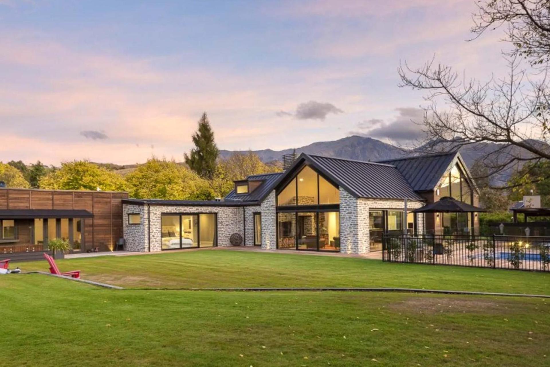 Arrowtown Retreat view 4