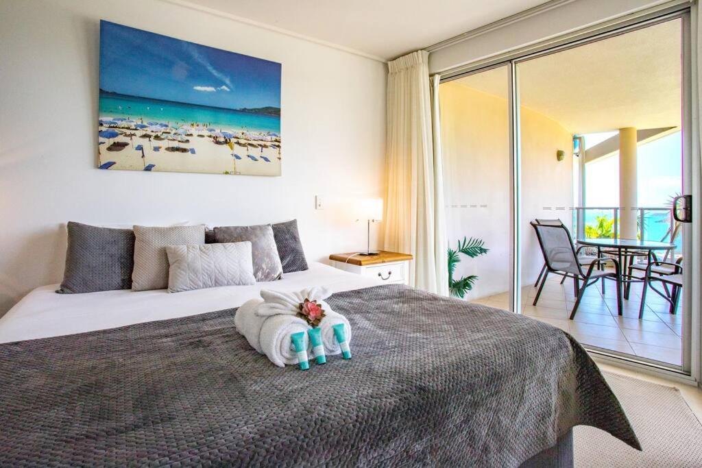 Seaviews at Searene, Spacious, Pool & Free WIFI