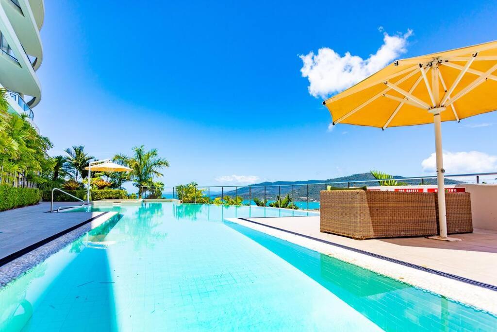 Seaviews at Searene, Spacious, Pool & Free WIFI