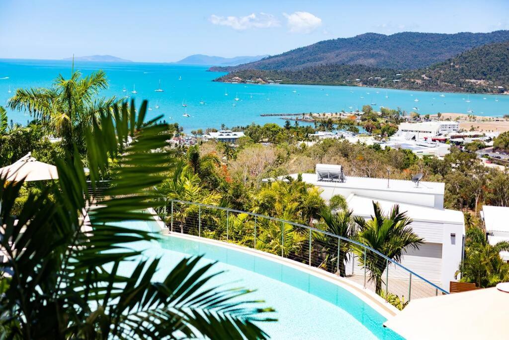 Seaviews at Searene, Spacious, Pool & Free WIFI