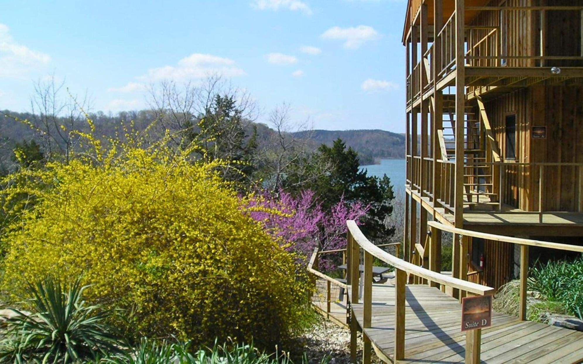 Beaver Lakefront Cabins - Couples Only Getaways
