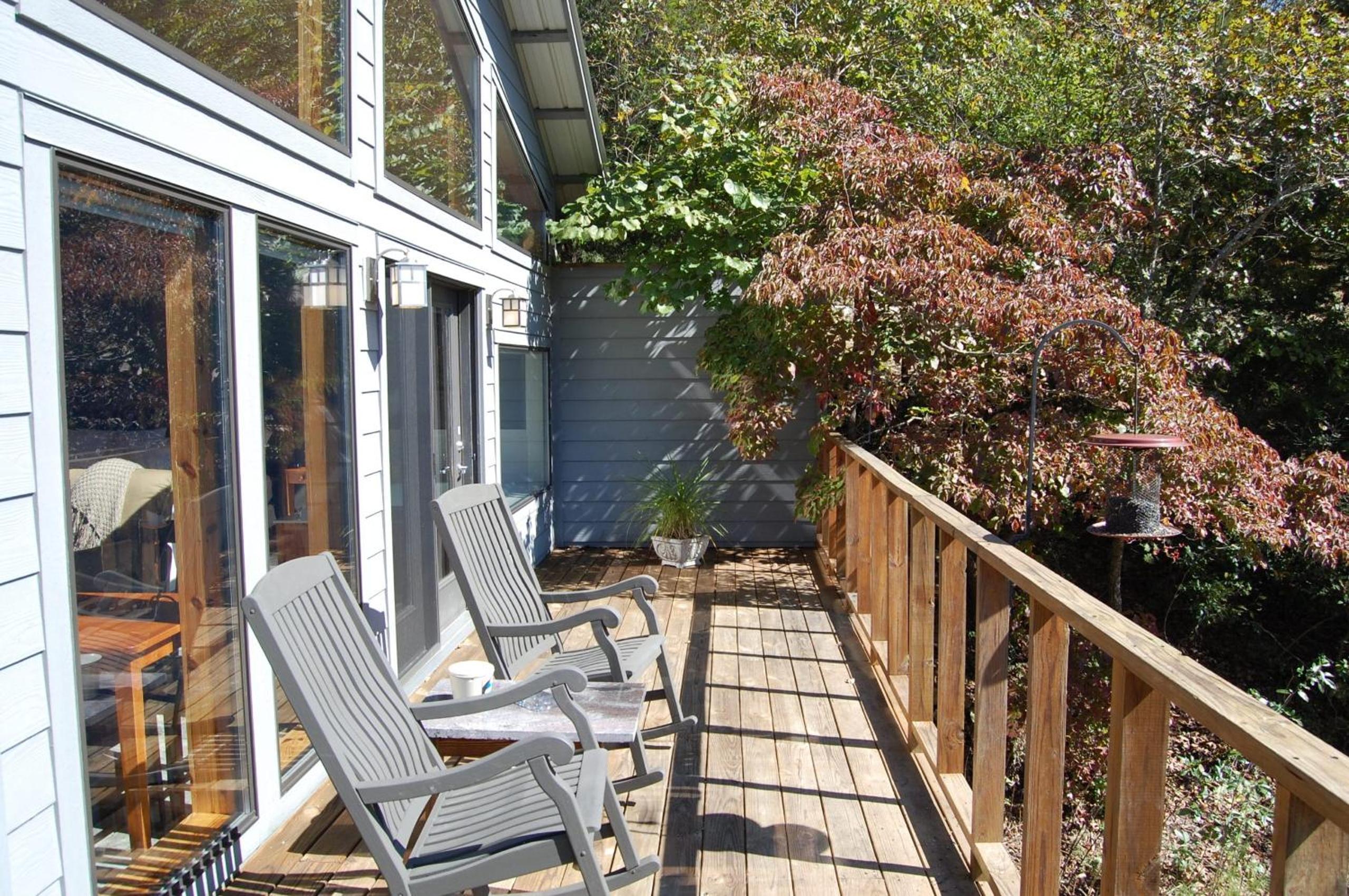 Beaver Lakefront Cabins - Couples Only Getaways