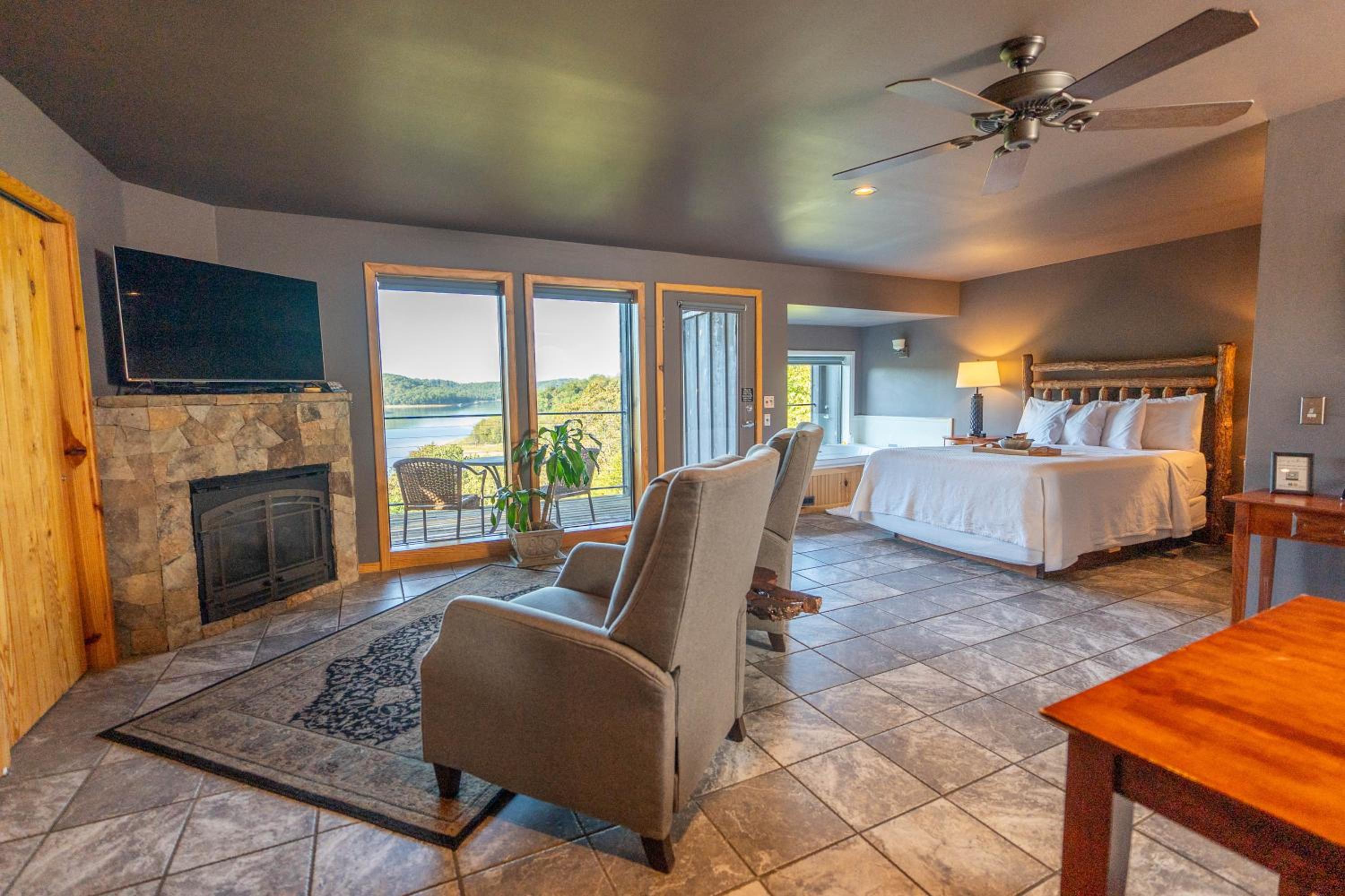 Beaver Lakefront Cabins - Couples Only Getaways