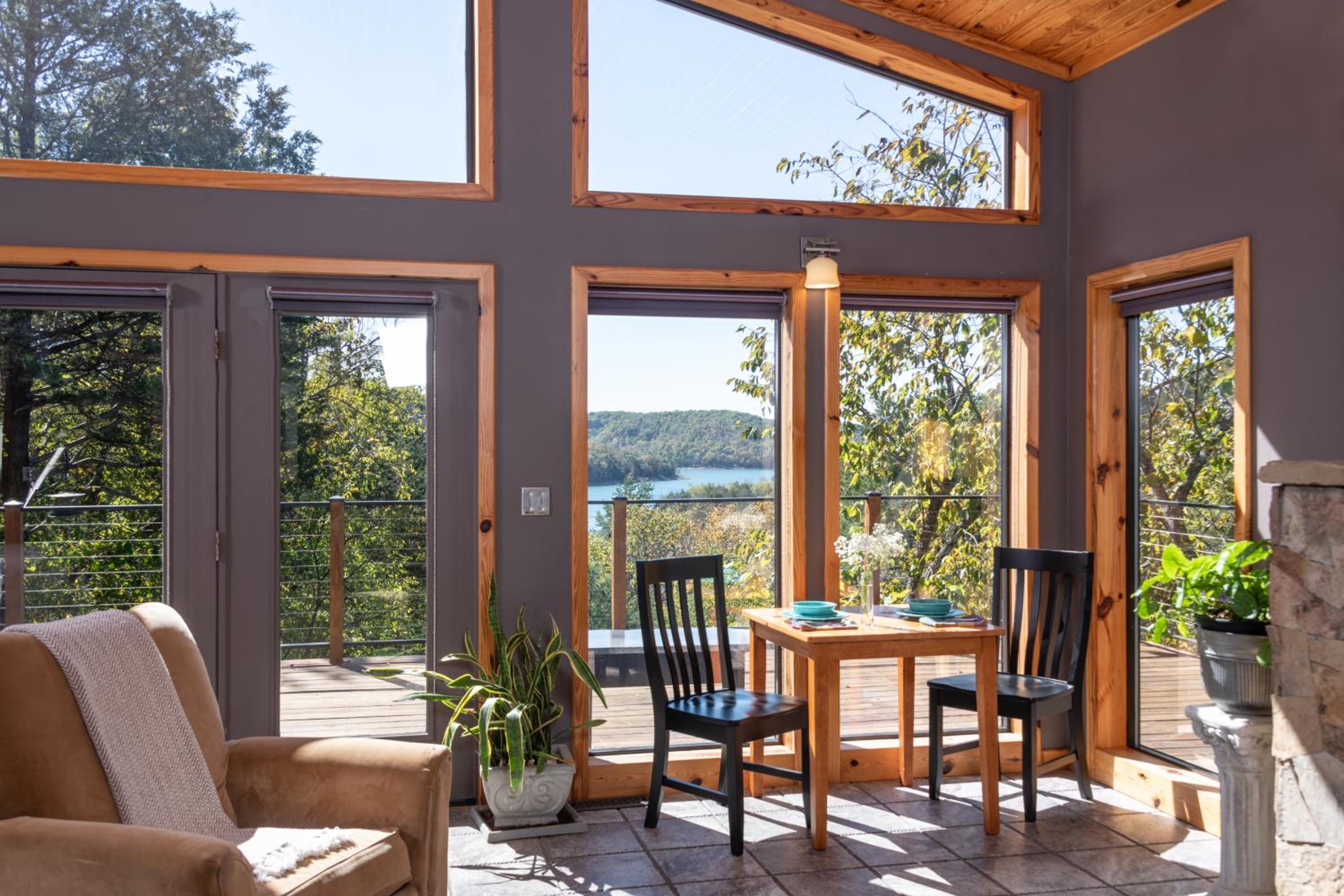 Beaver Lakefront Cabins - Couples Only Getaways
