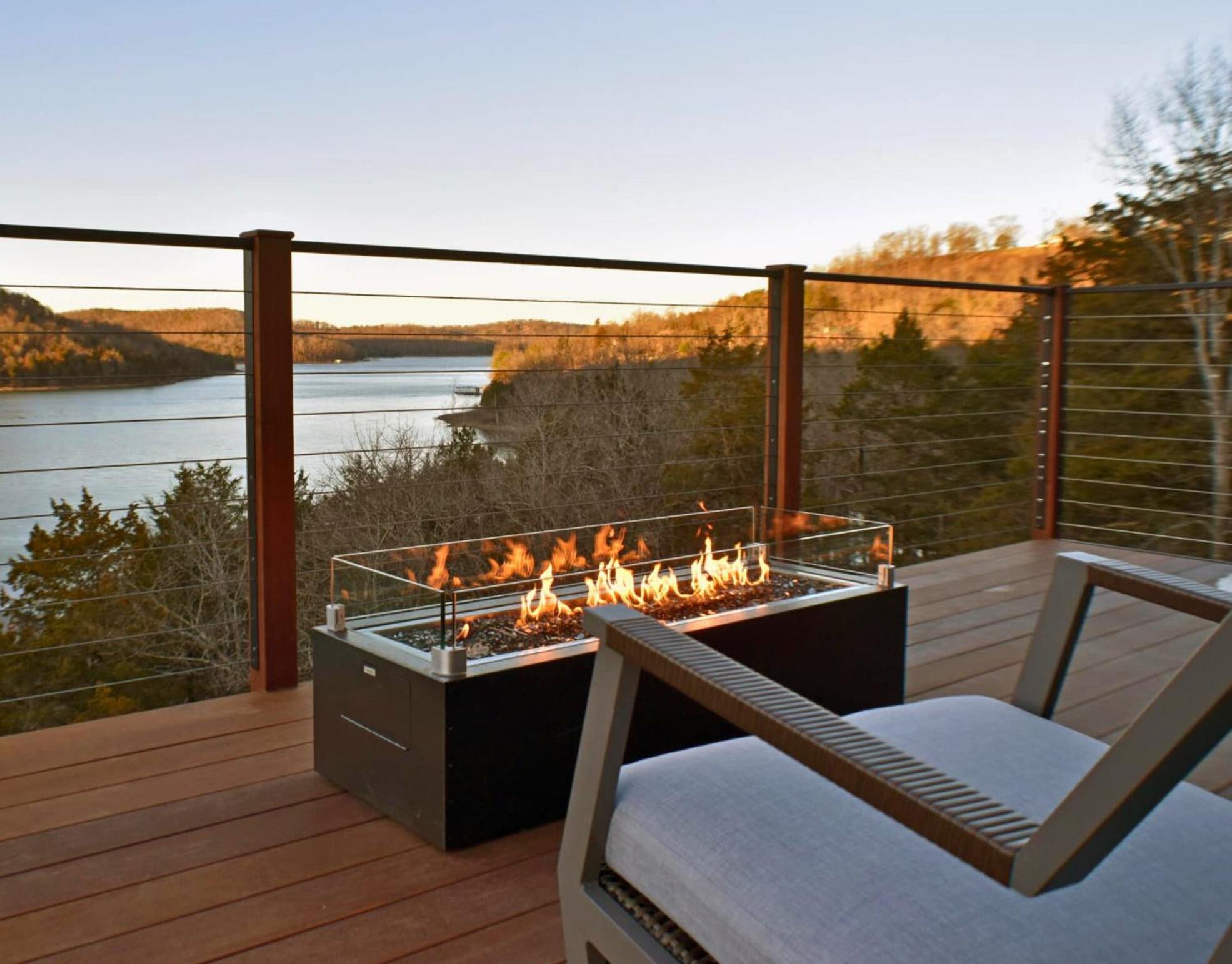 Beaver Lakefront Cabins - Couples Only Getaways