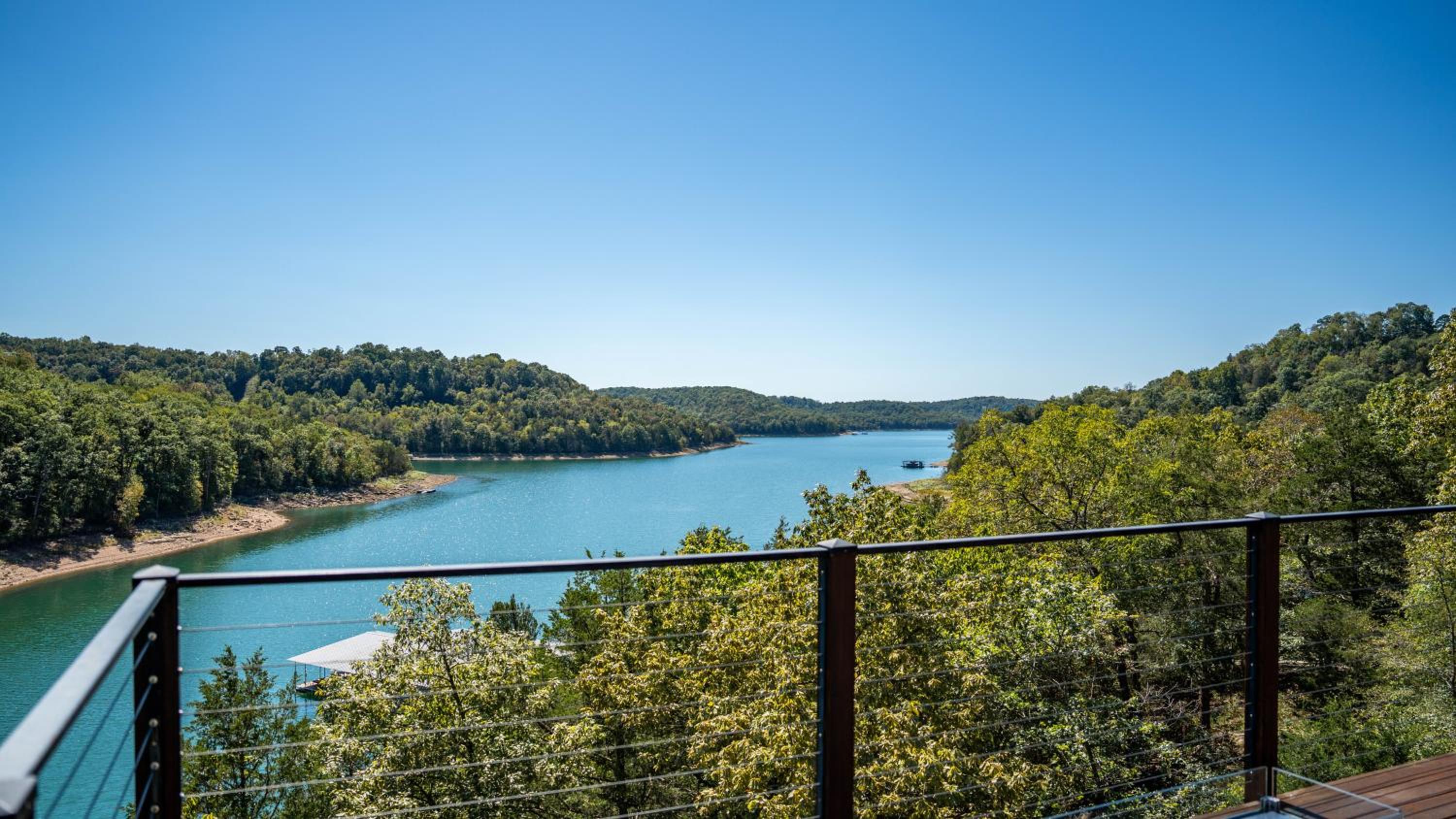 Beaver Lakefront Cabins - Couples Only Getaways