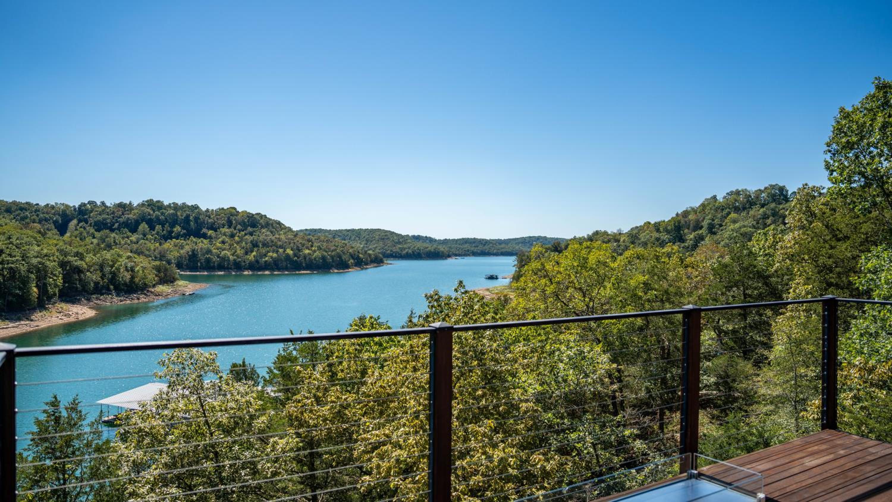 Beaver Lakefront Cabins - Couples Only Getaways