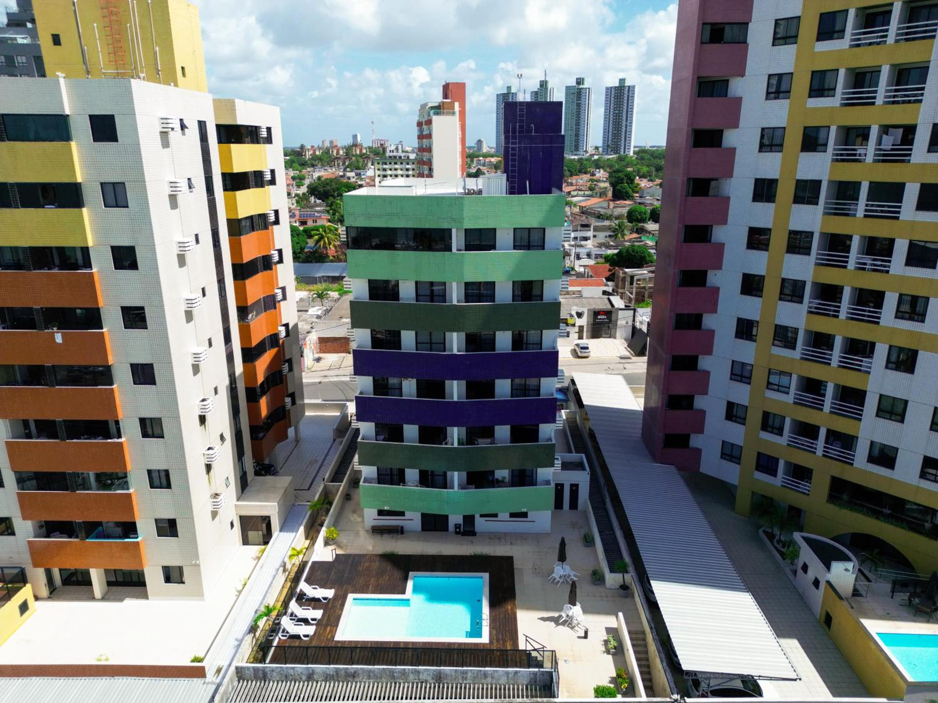 Apto moderno em Ponta Negra - Garagem e conforto