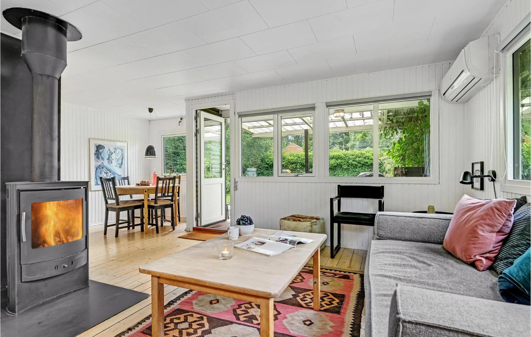 Beautiful Home In Egå With Wifi view 4