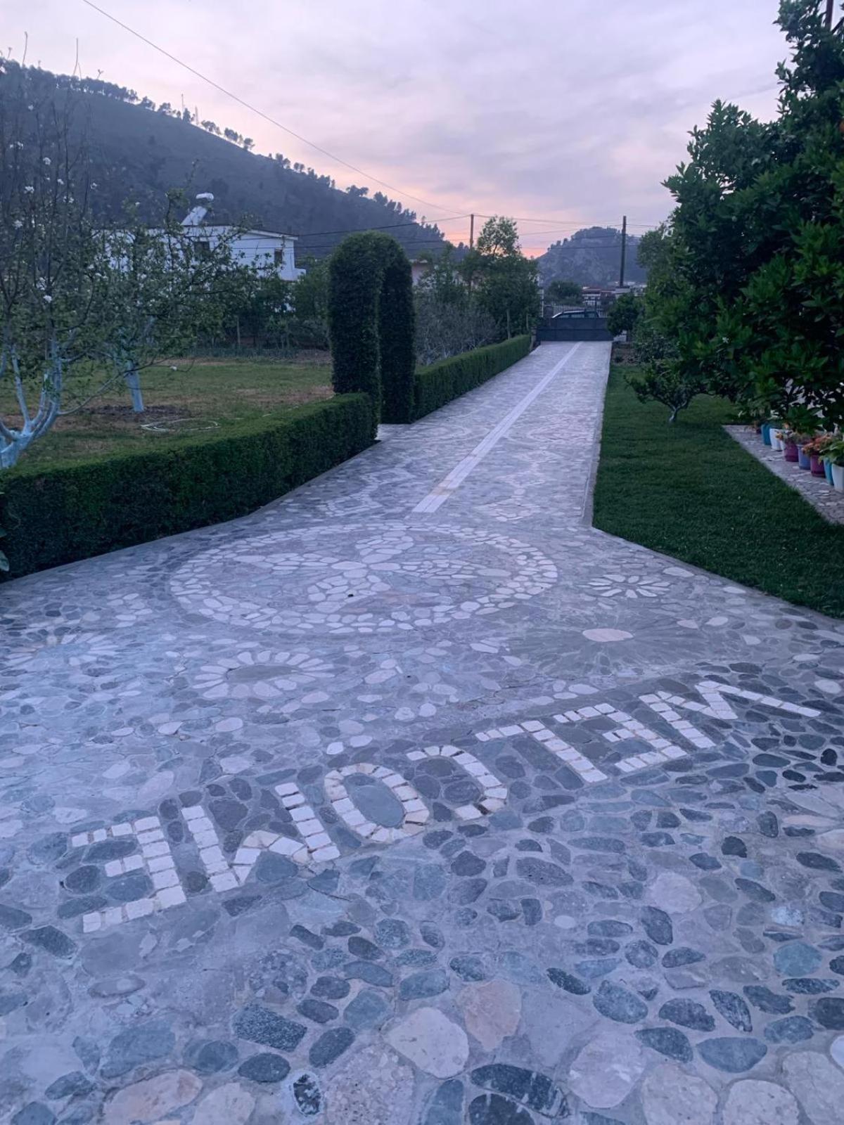 Villa Nano