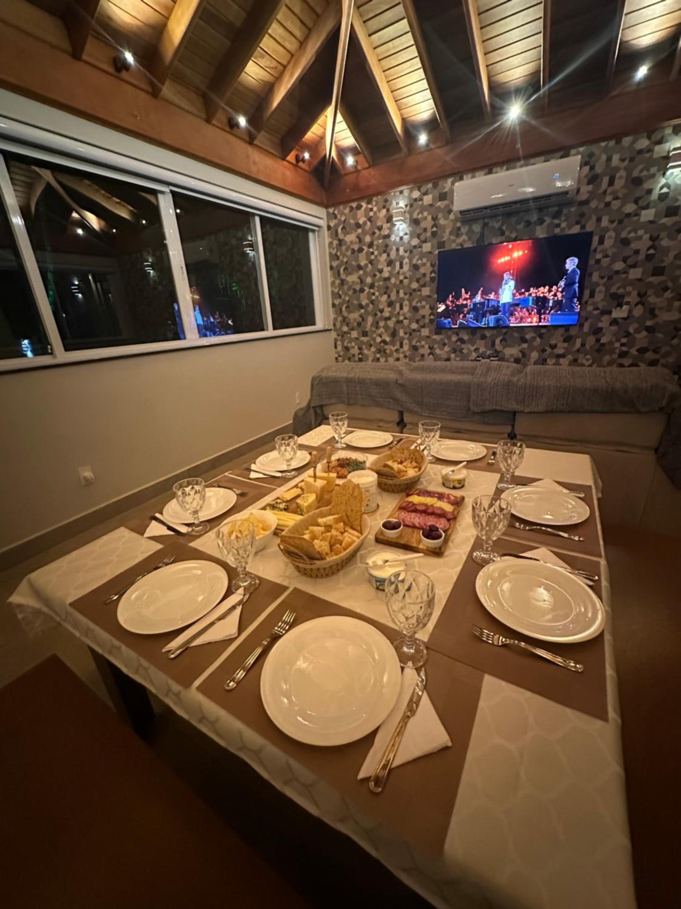 Casa para Locação Terras de São Francisco!