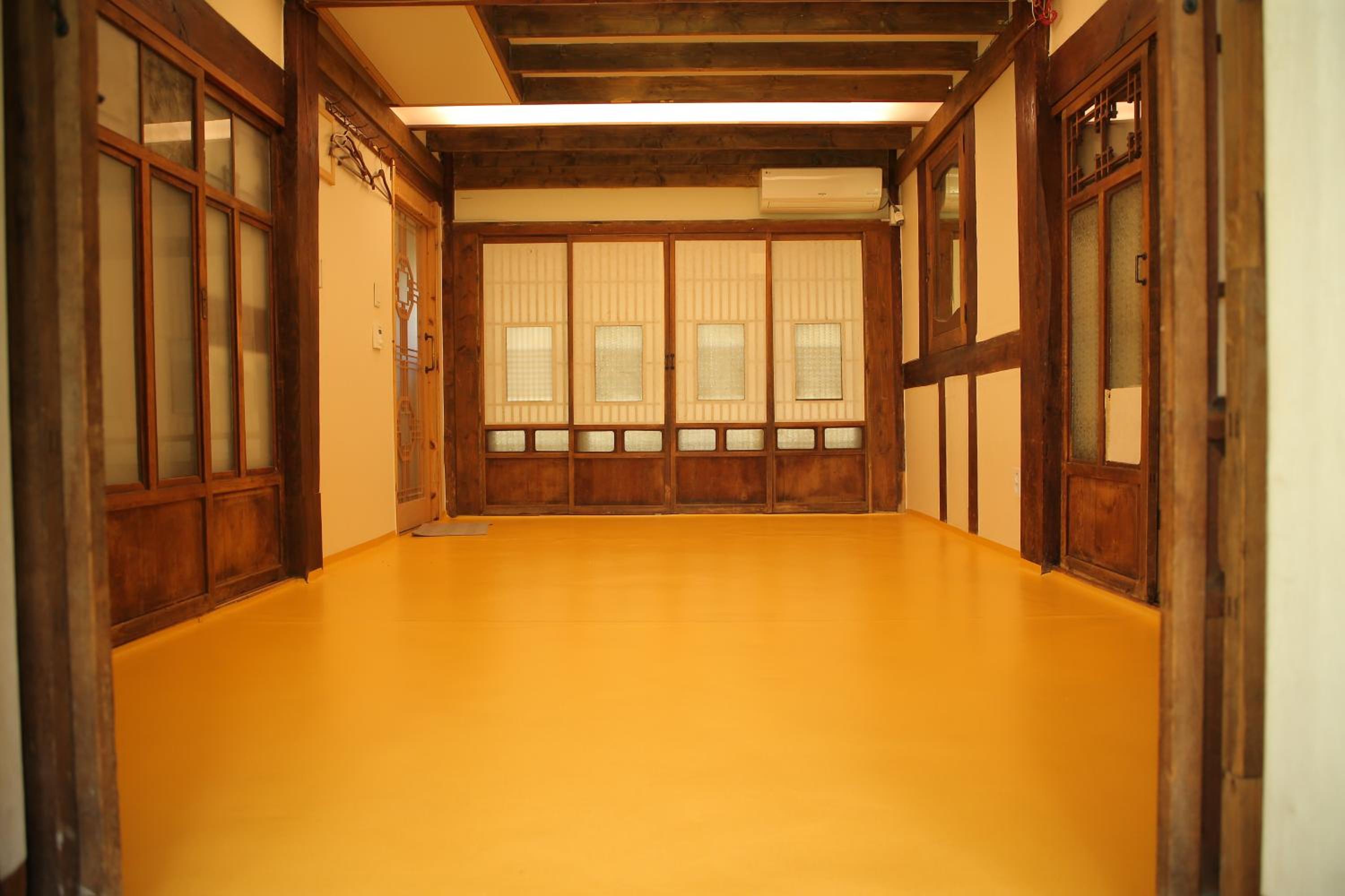 Photo 48
