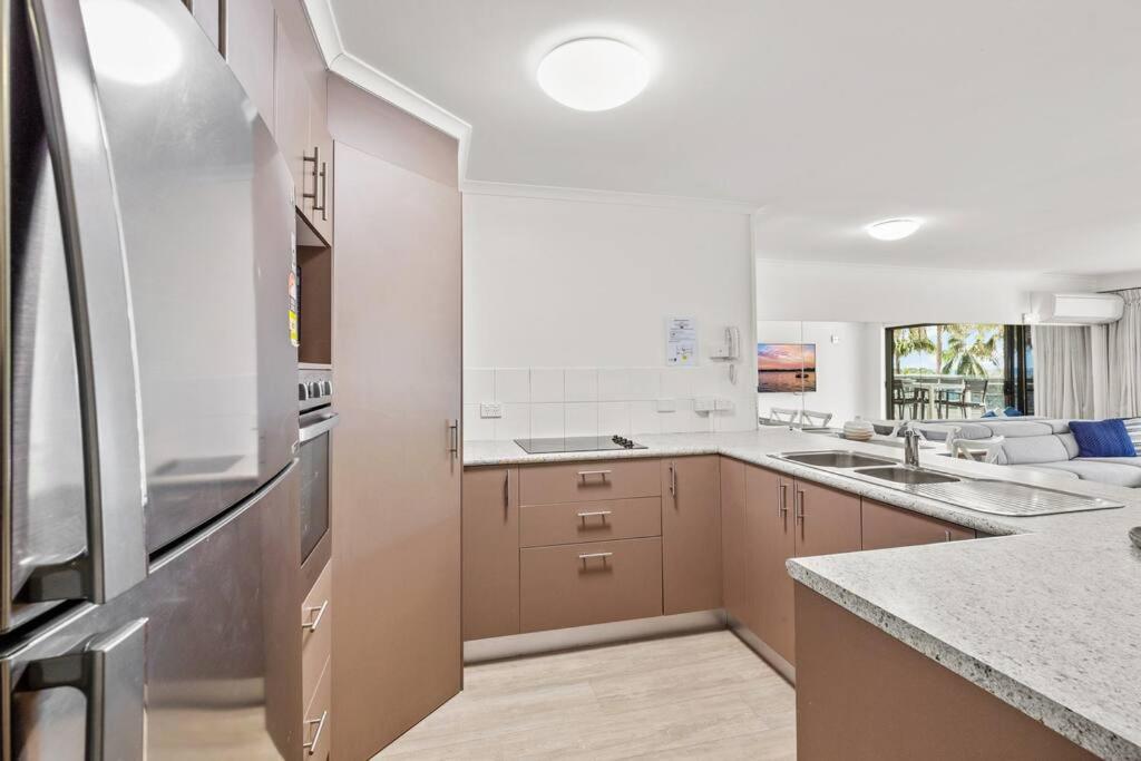 Spinnaker Apt 6- Mooloolaba Beach
