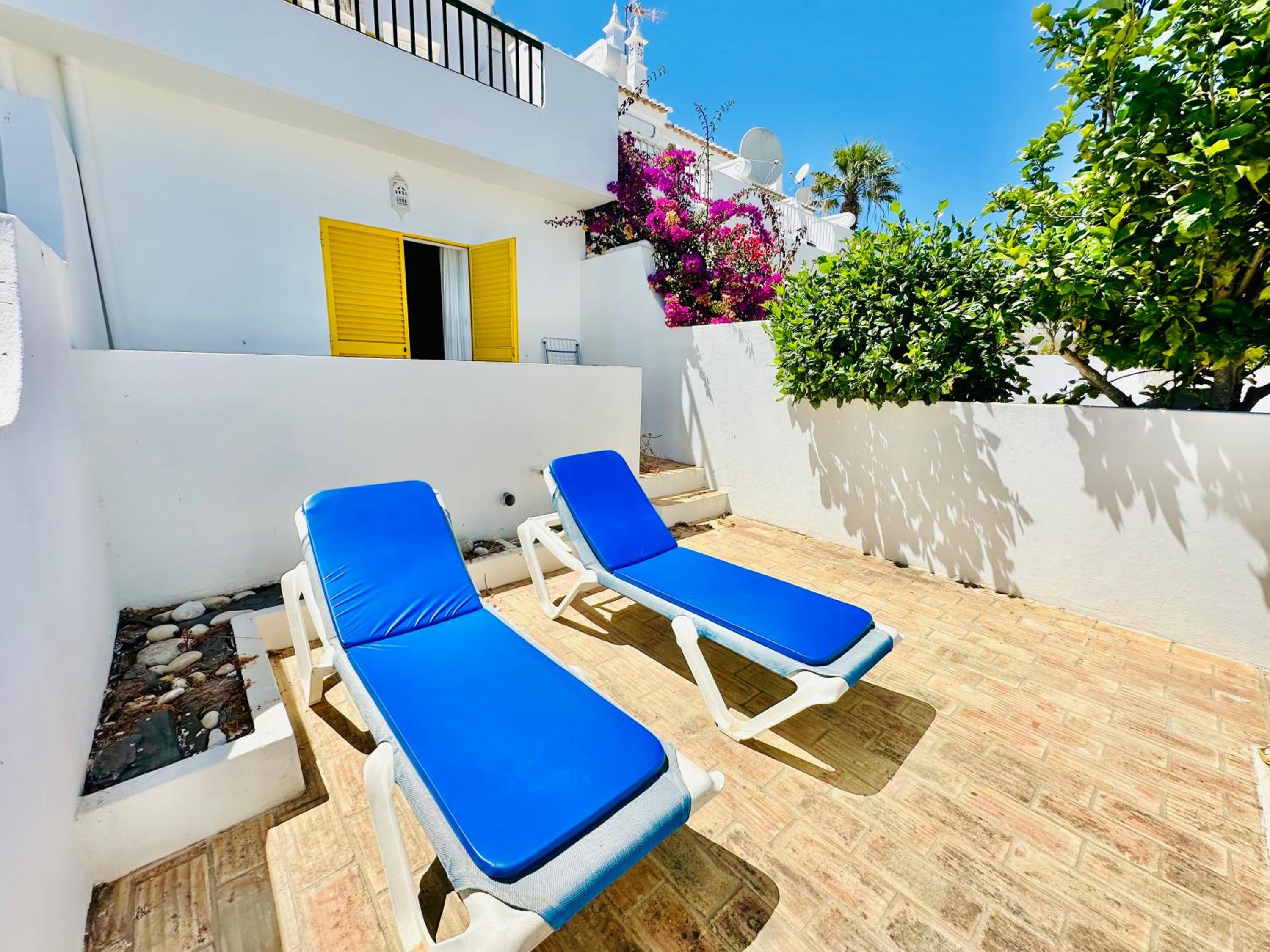 Casa Azure