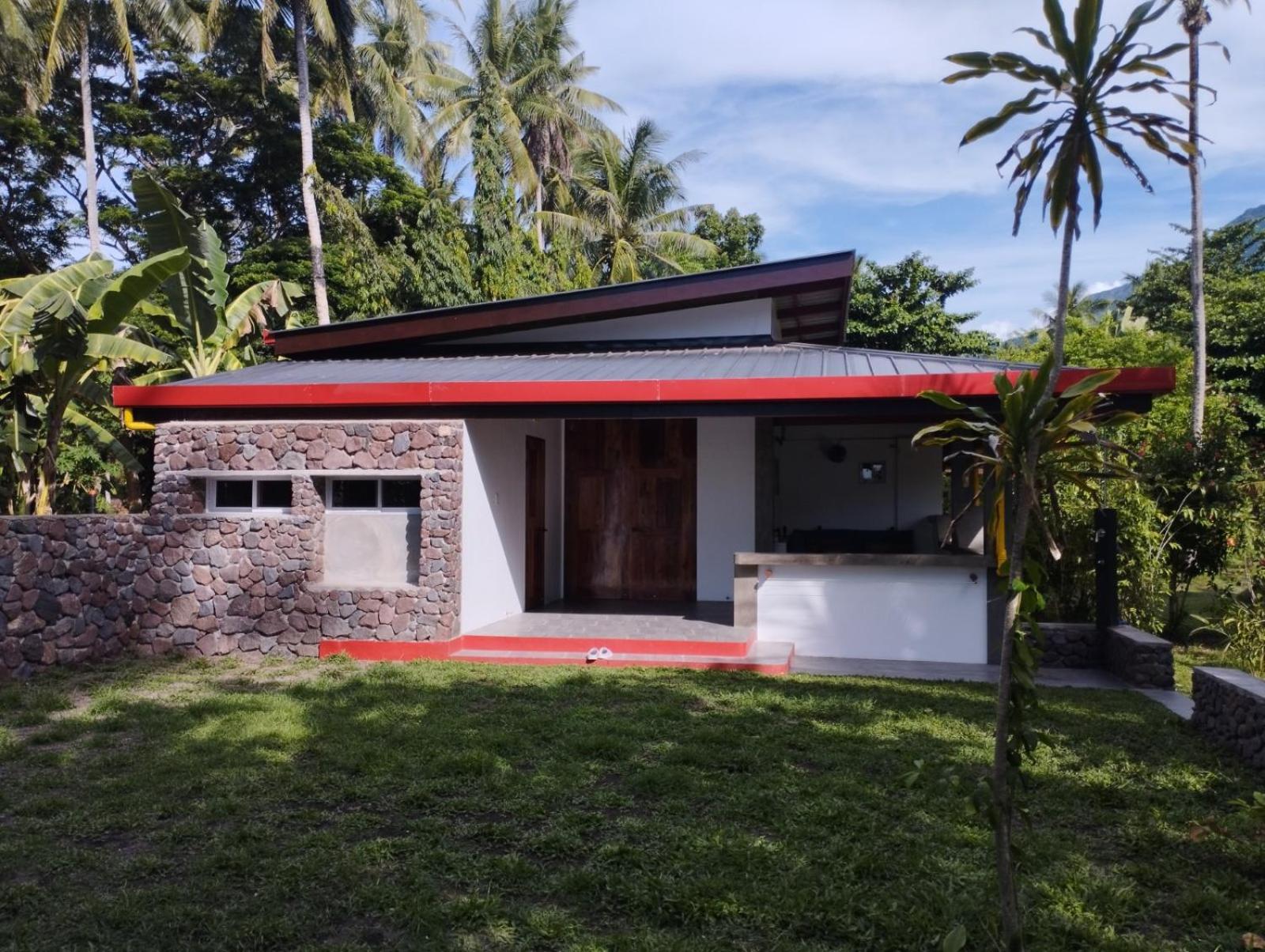 SomeWhere Else Boutique Resort