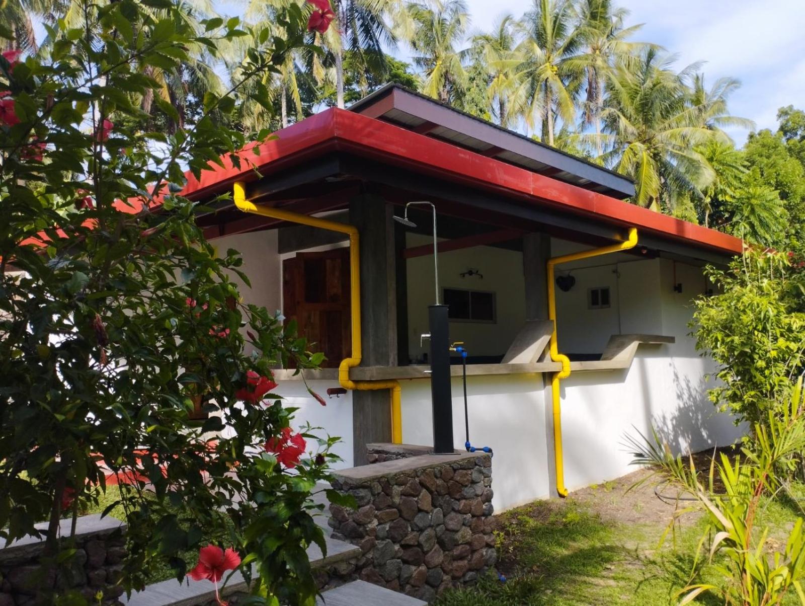 SomeWhere Else Boutique Resort