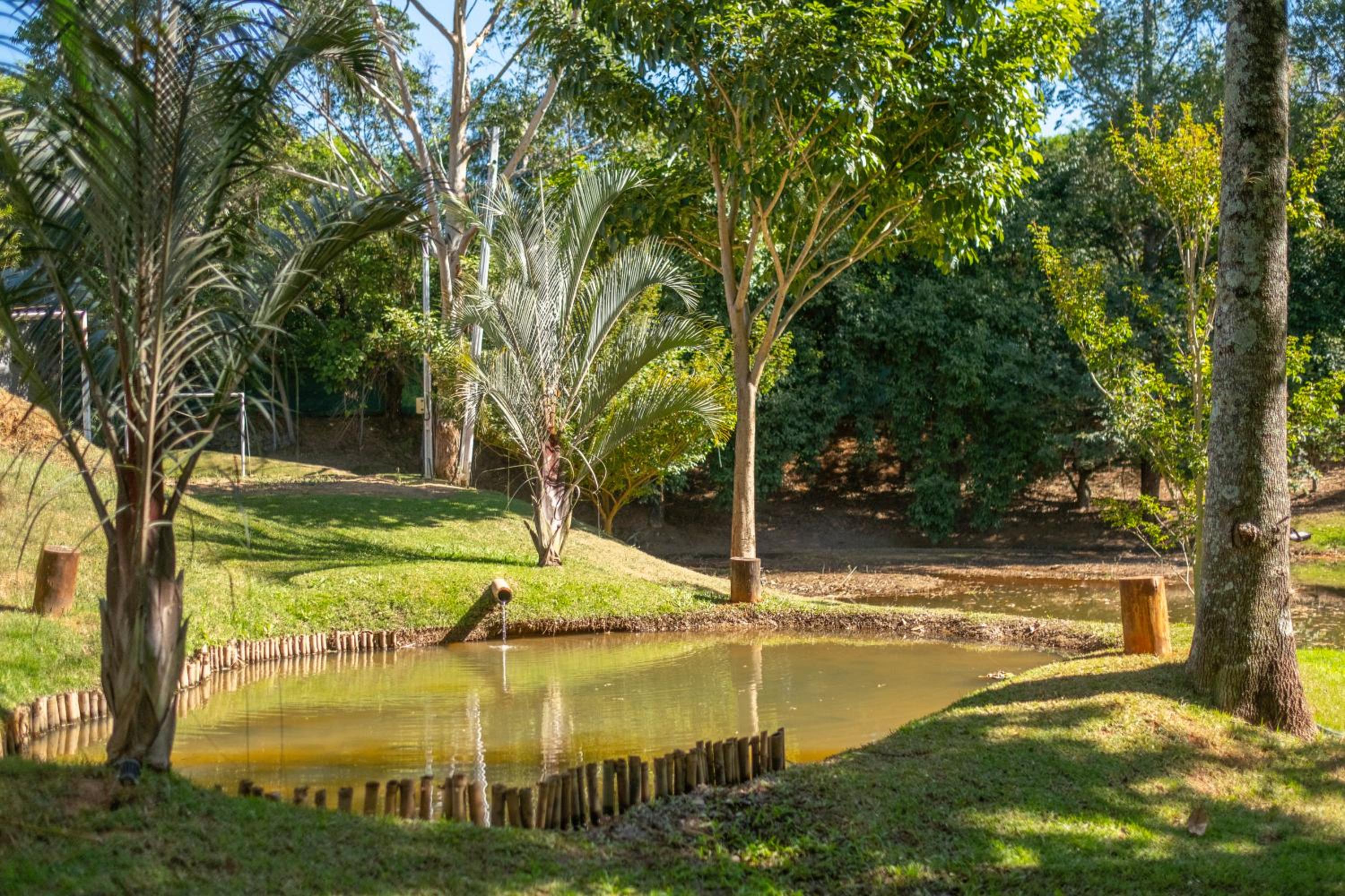 Casa para Locação Terras de São Francisco!