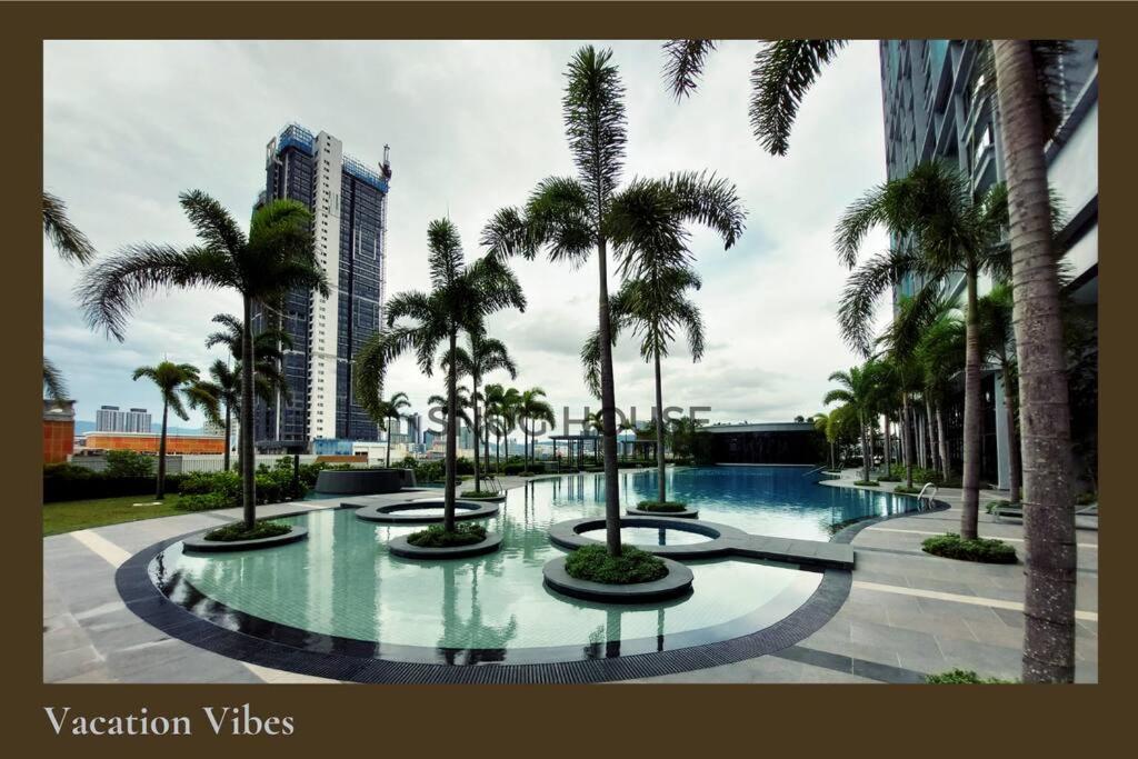 Pool Oasis in the city - 10 mins drive to KLCC (free shuttle to MRT)