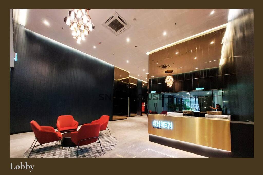 Pool Oasis in the city - 10 mins drive to KLCC (free shuttle to MRT)