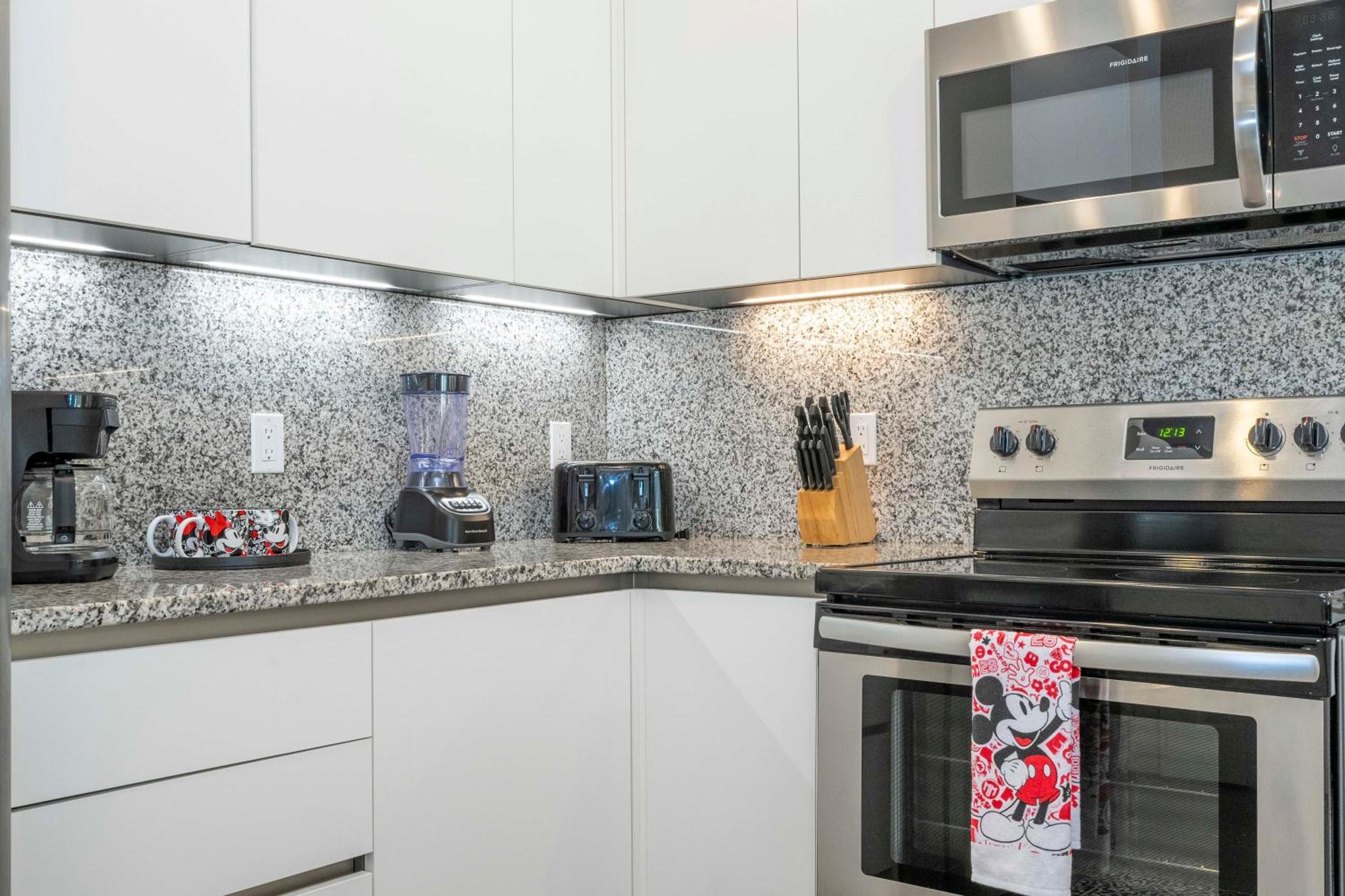 Charming 3Bd w Pool Close to Disney at Serenity 1639