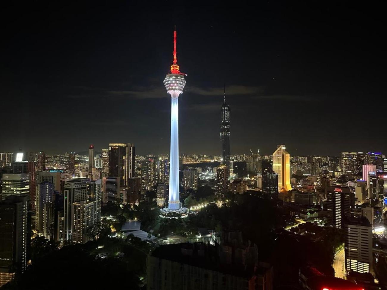 The Platinum KLCC by Moonlight